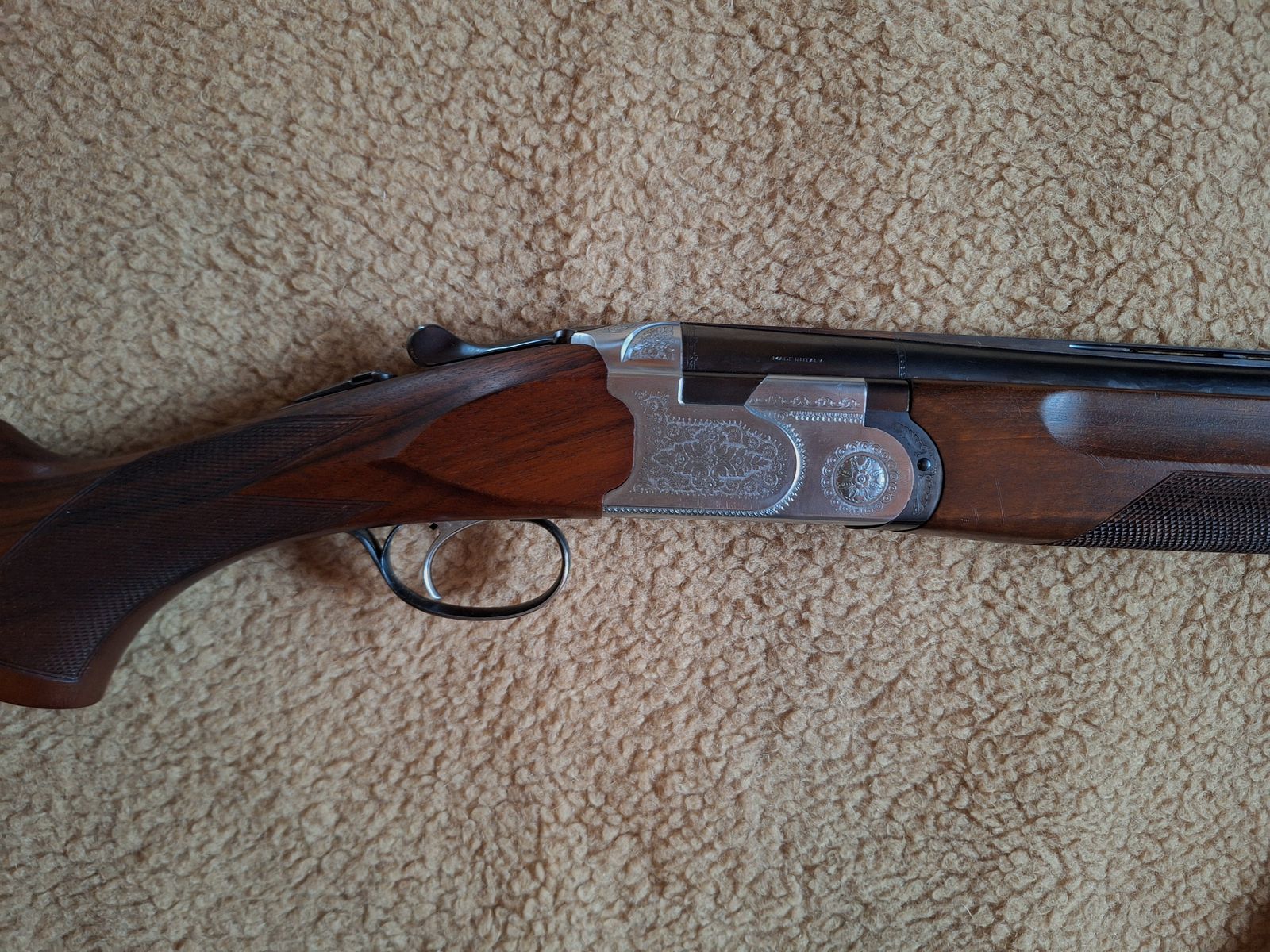 Escopeta de doble cañón superpuesta de Beretta, modelo B25, calibre 12/70