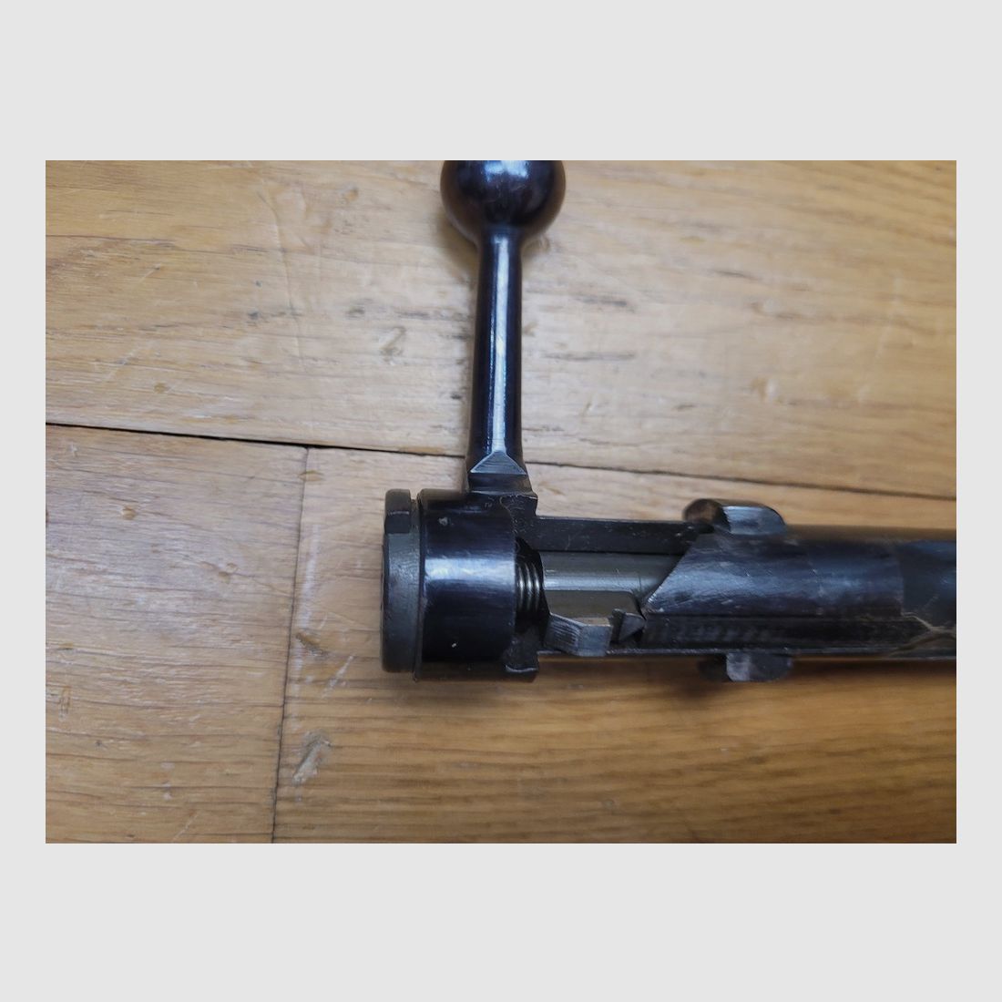 Sehr seltene „Conversion“ – Set Lauf + Verschluss + Mündungsbremse für Scharfschützengewehr FR-F1 / FR-F2 im Kaliber 7,62×51 NATO oder 308 Winchester – Sehr seltenes Set, um einen FR-F1 Dupuy oder einen FR-F2 umzuarbeiten, wie zur Zeit von Sarajevo oder Barkhane! – Plus ein originaler FR-F1 Magazin geschenkt – Außergewöhnliche Gelegenheit auf dem Markt und in TBE + !, Bild 11 von 14
