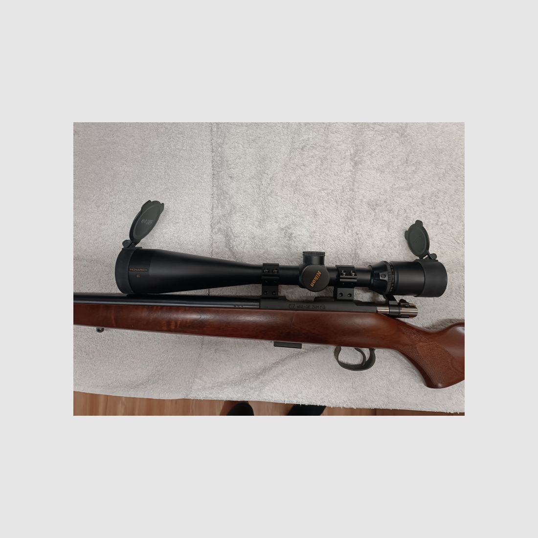 cz 452 2e 22lfb. schwerer Lauf mit Nikon Monarch e 6-24 x50 matte FCD