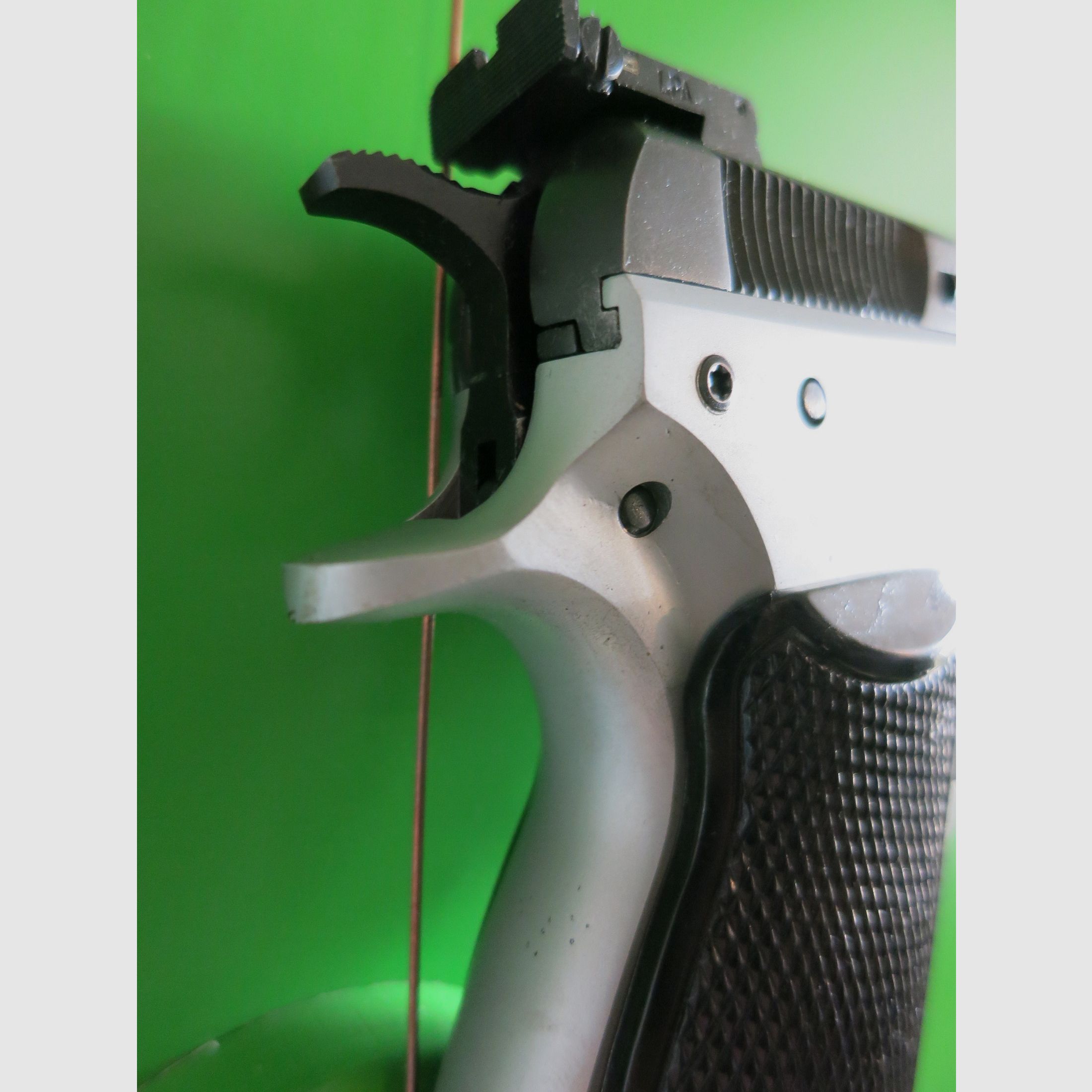 Brünner CZ75 DUO TONE bzw. ČZ 75 (Česká zbrojovka), halbauto. Selbstladepistole Kaliber 9 × 19 mm       #36