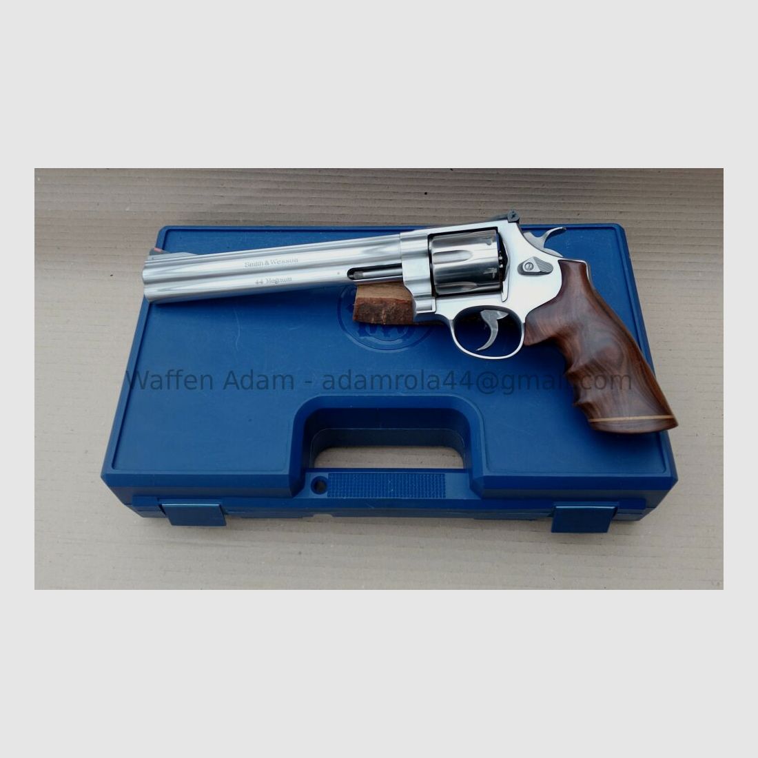 Smith & Wesson 8 3/8 Barrel M. 629 .44 Classic