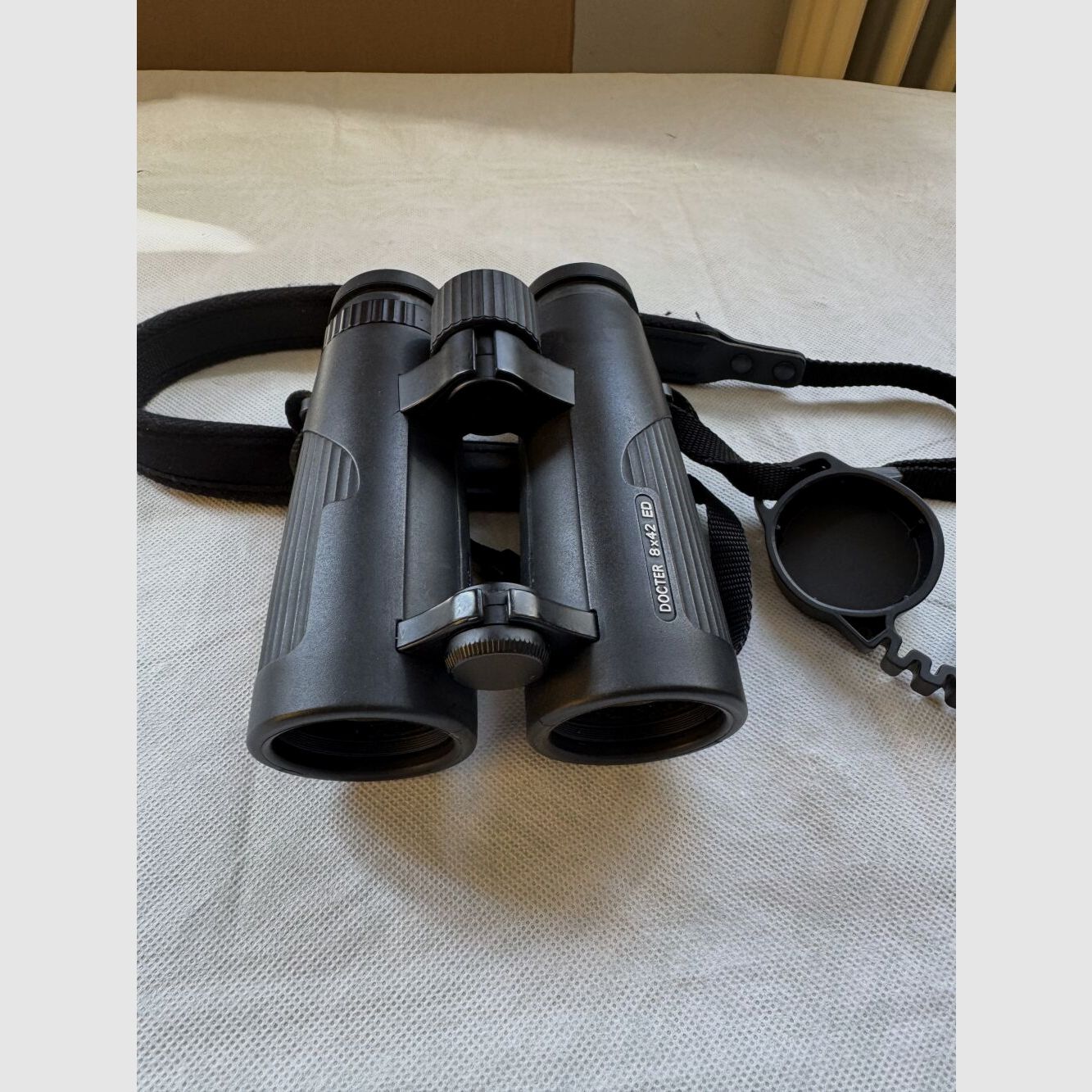 Docter 8x42 ED, imagen 1 de 2
