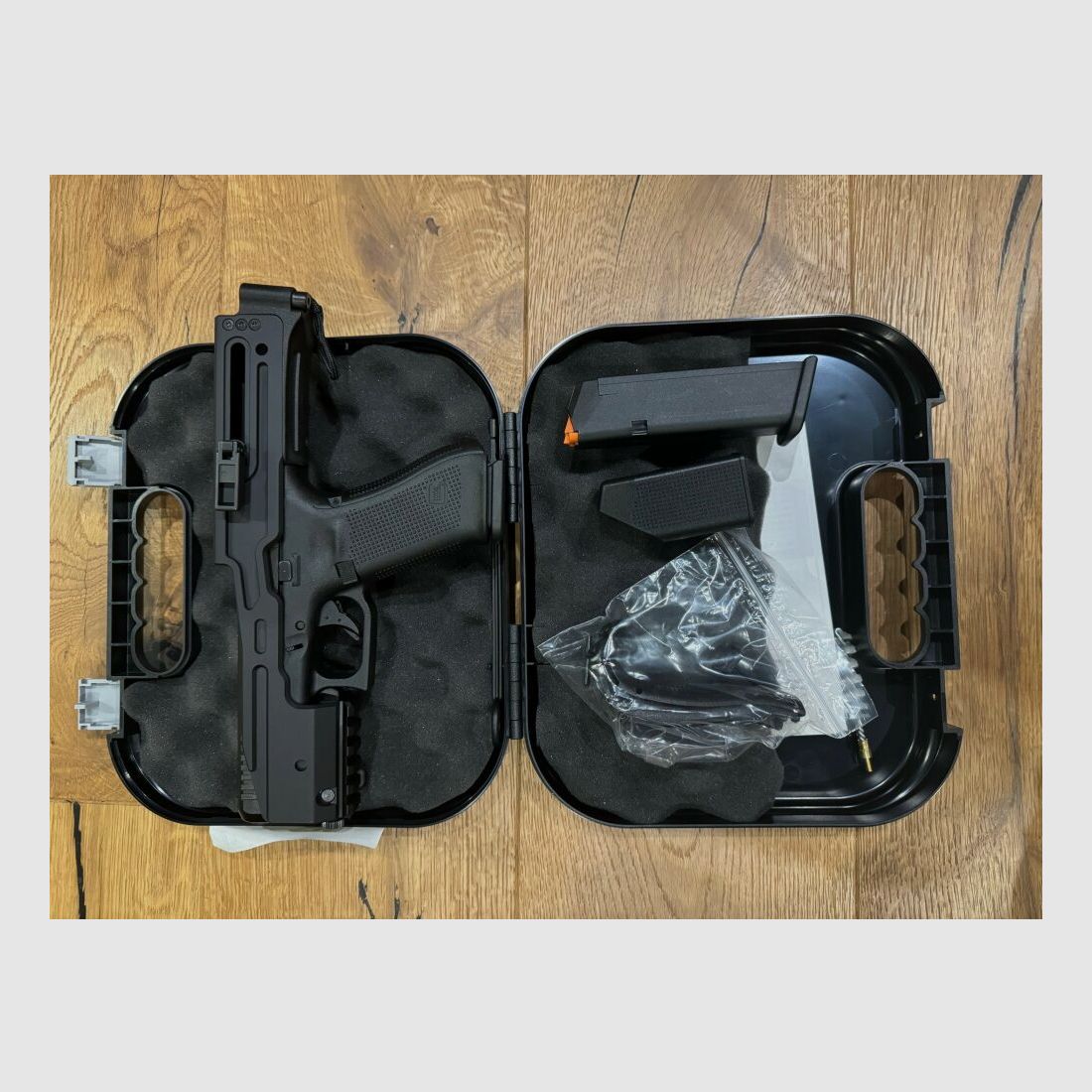 Glock / B&T AG 17 Gen5 with B&T AG USW complete