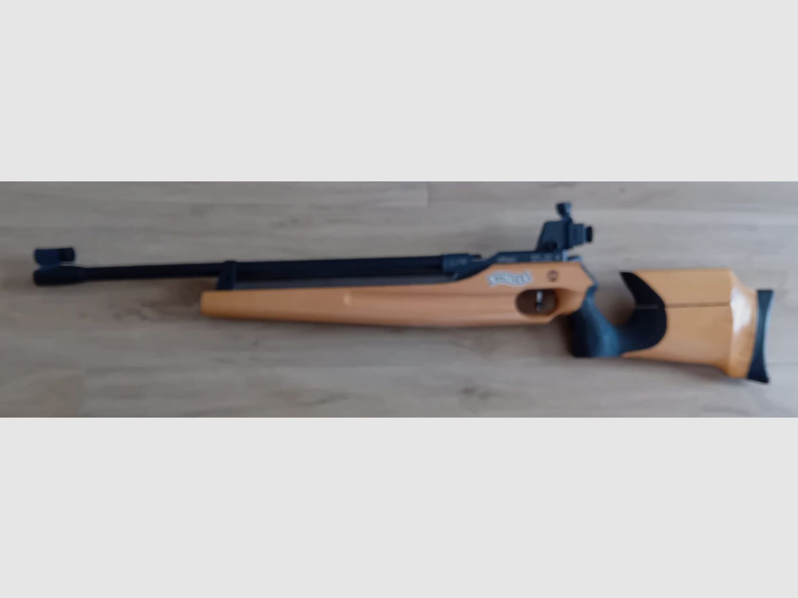 Carabina de aire Walther LG 210 JUNIOR