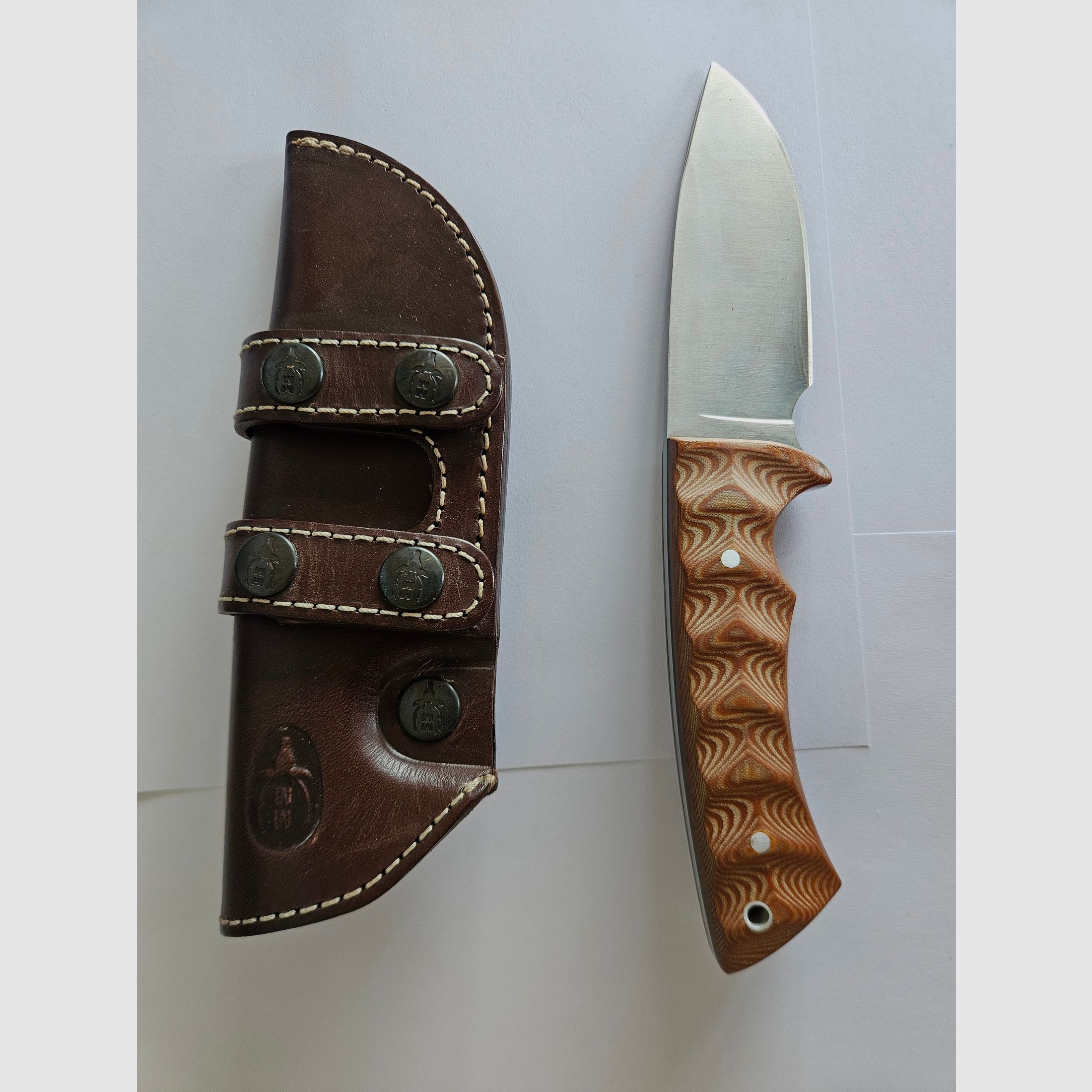 Couteau Muela Rhino