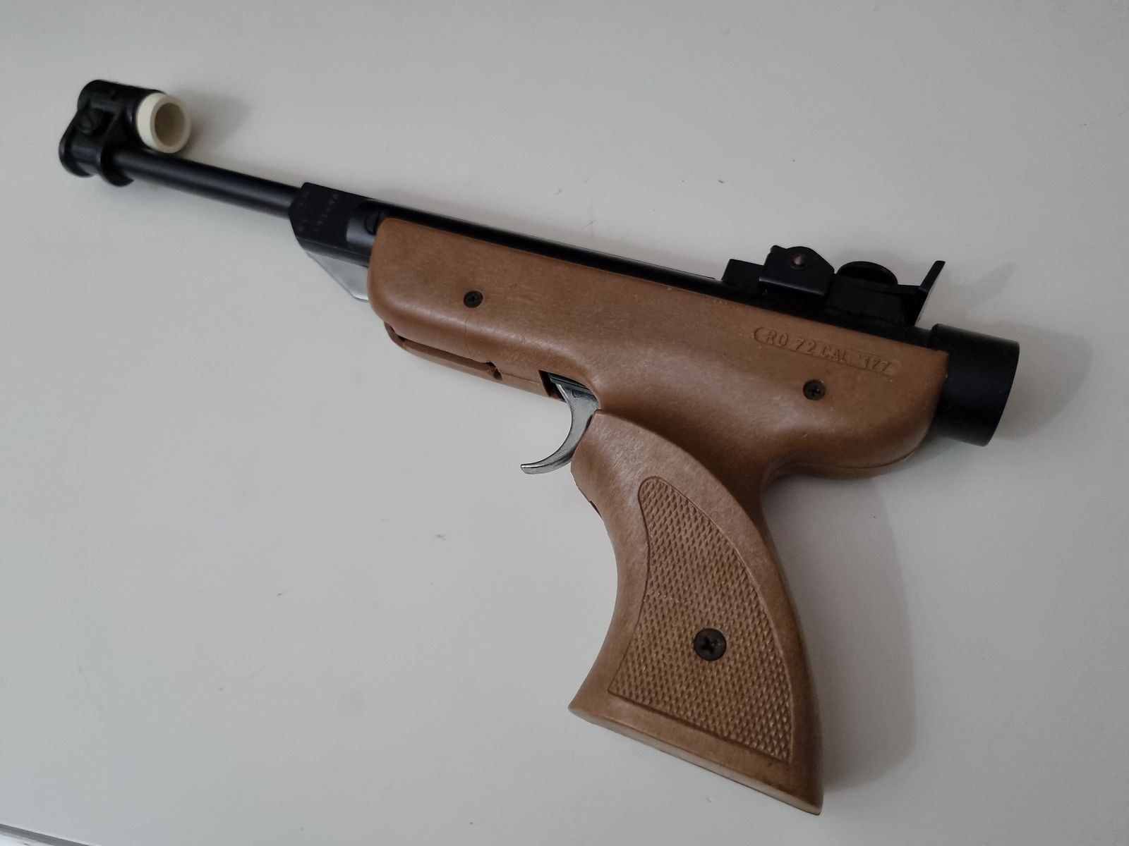 Luftpistole Umarex RO 72 Bullseye