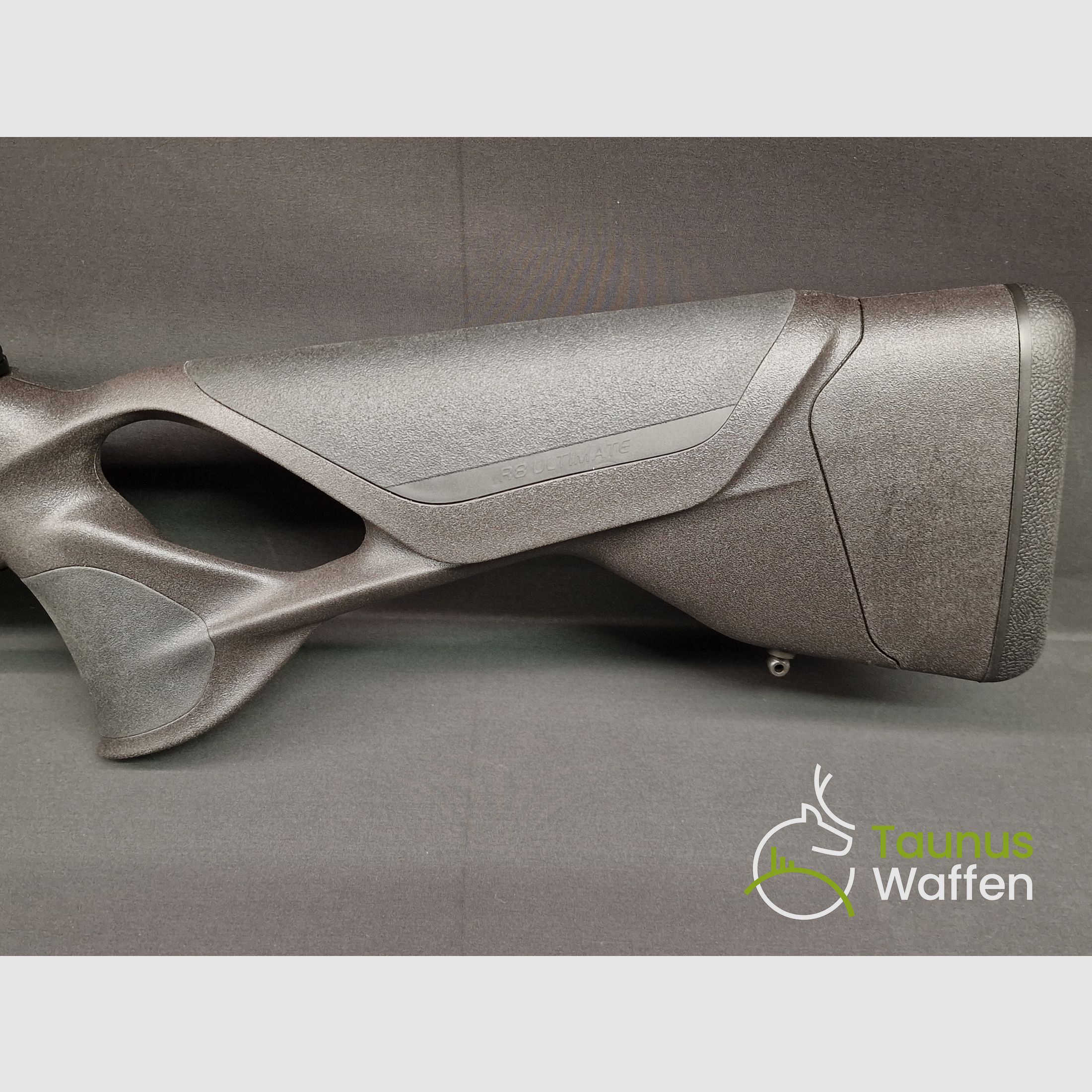 Repetierbüchse Blaser R8 Ultimate Silence im Kal. 308 Win sofort verfügbar bei taunus-waffen.de