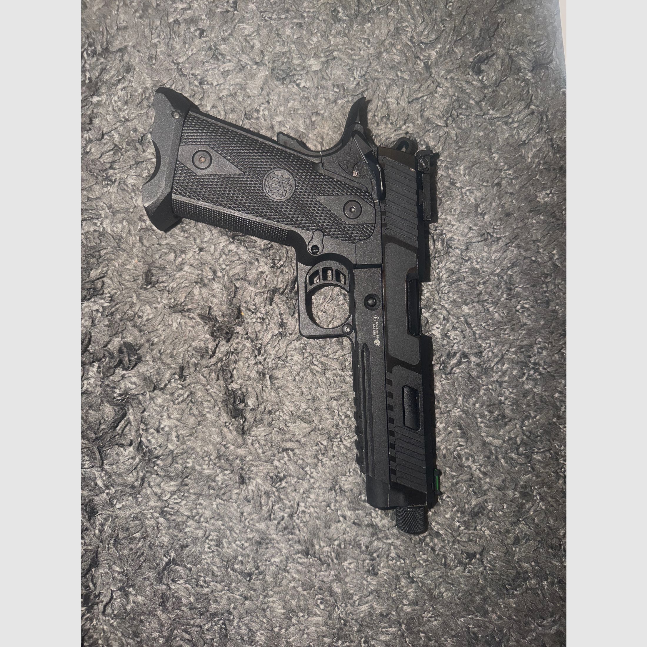 KLI Hi-Capa 5.1 Kiki Mora Vollmetall CO2BB 6mm BB Blackout Edition