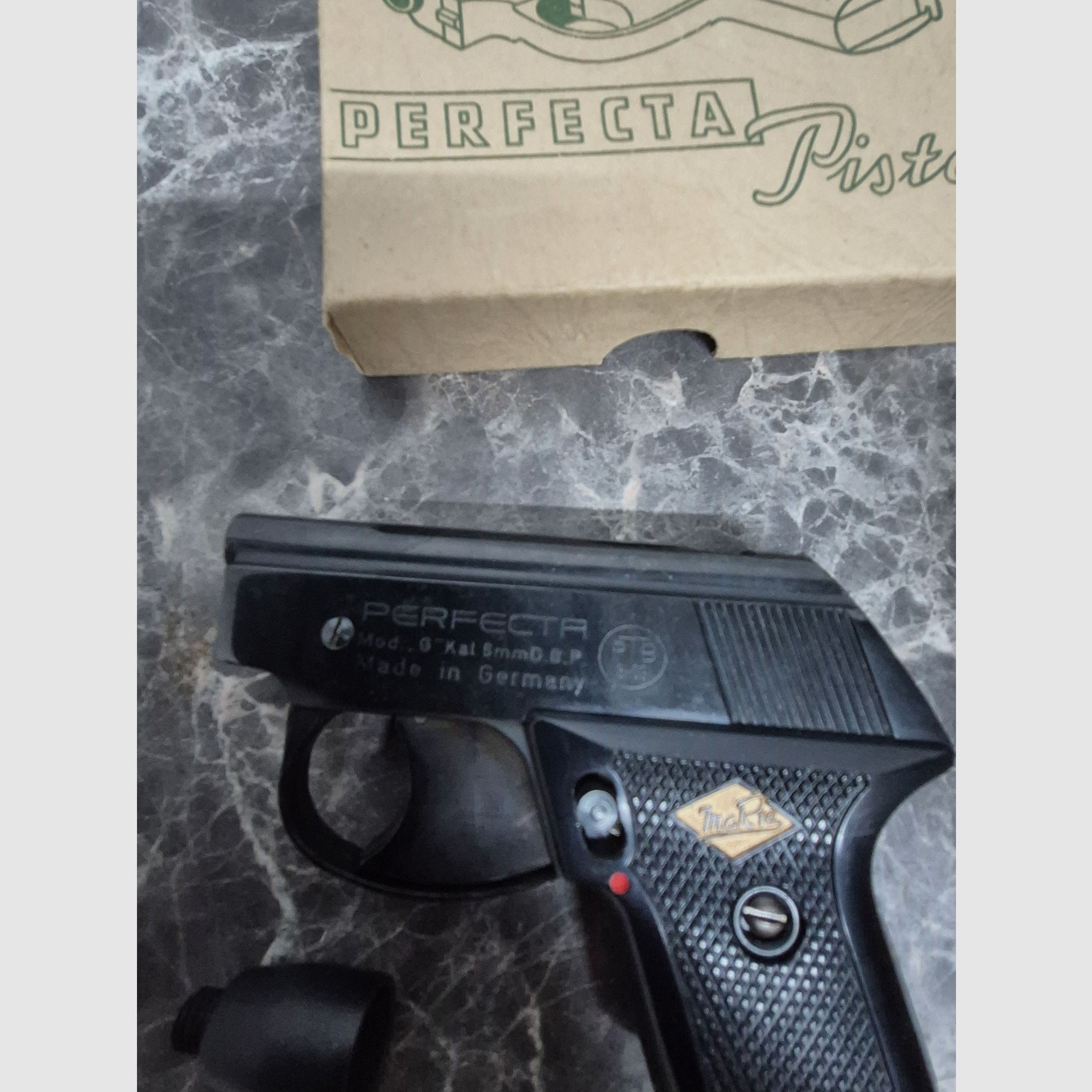 Pistolet d'alarme / gaz / signal Perfecta, 6 mm