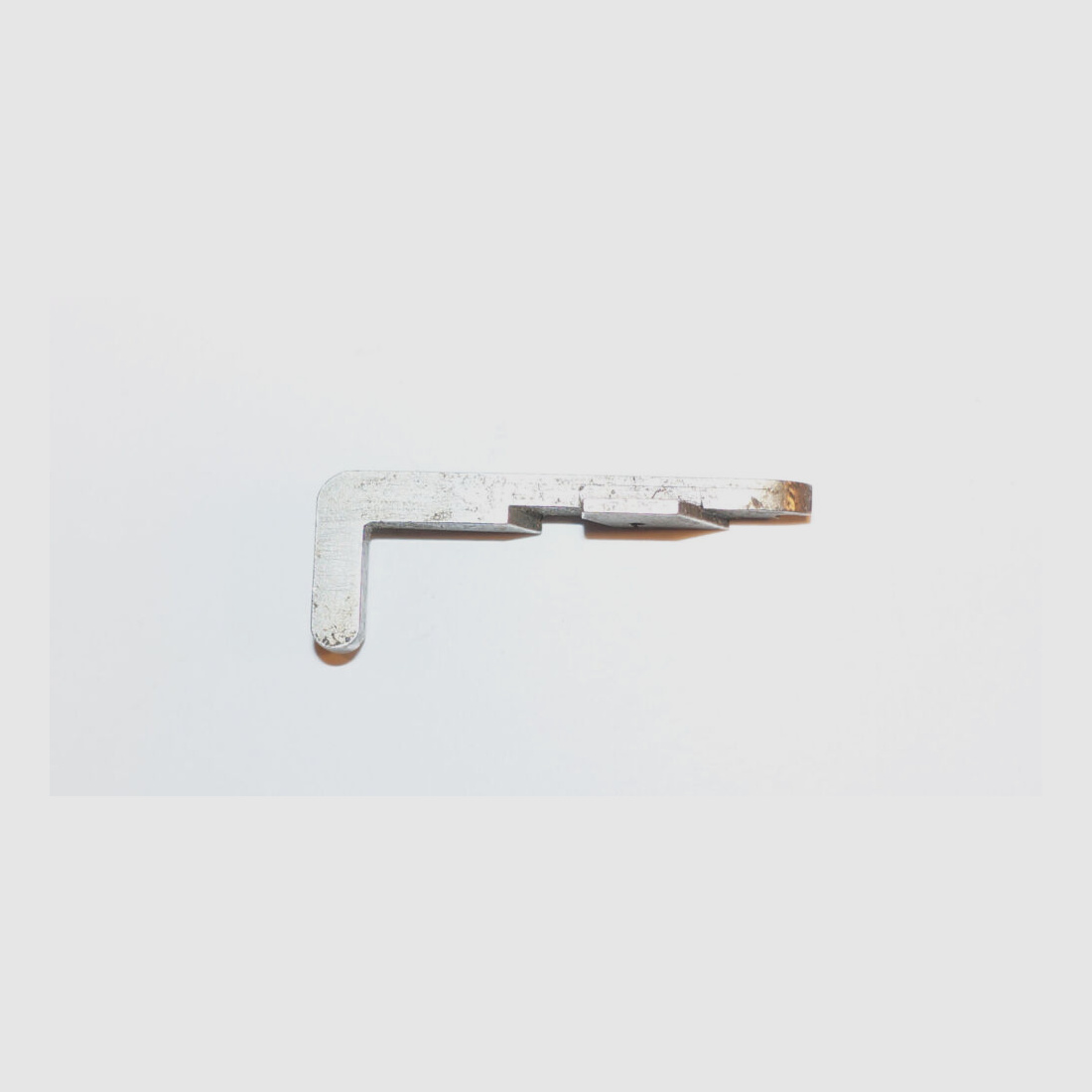 Fabbrica d'armi di Berna Usato fermo di chiusura per pistola d'ordinanza svizzera Parabellum 1906 cal. 7,65mmPara W+F P08