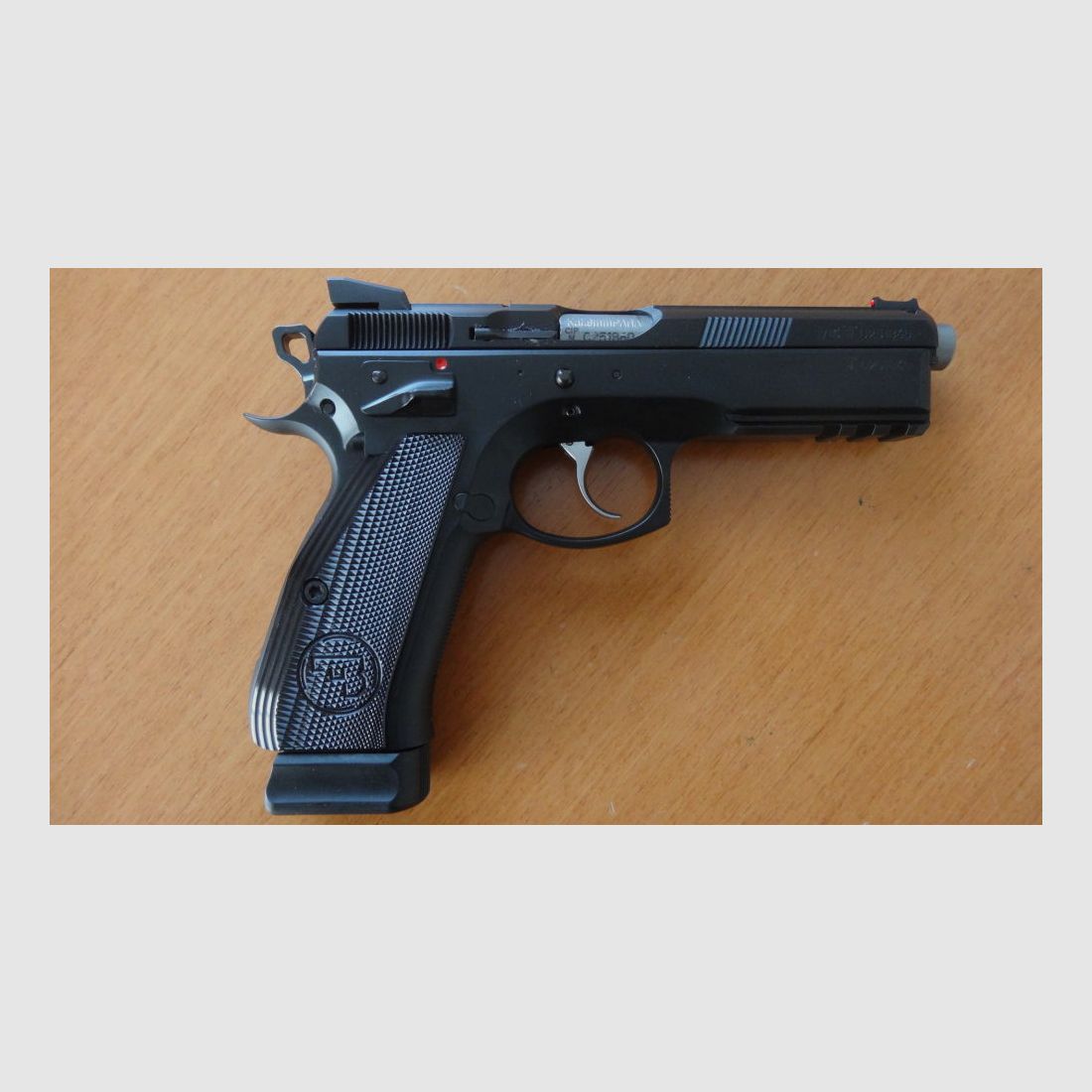 Czech CZ SL-Pistol: CZ 75 SP 01 Shadow "MAMBA" Cal. 9x19 mm