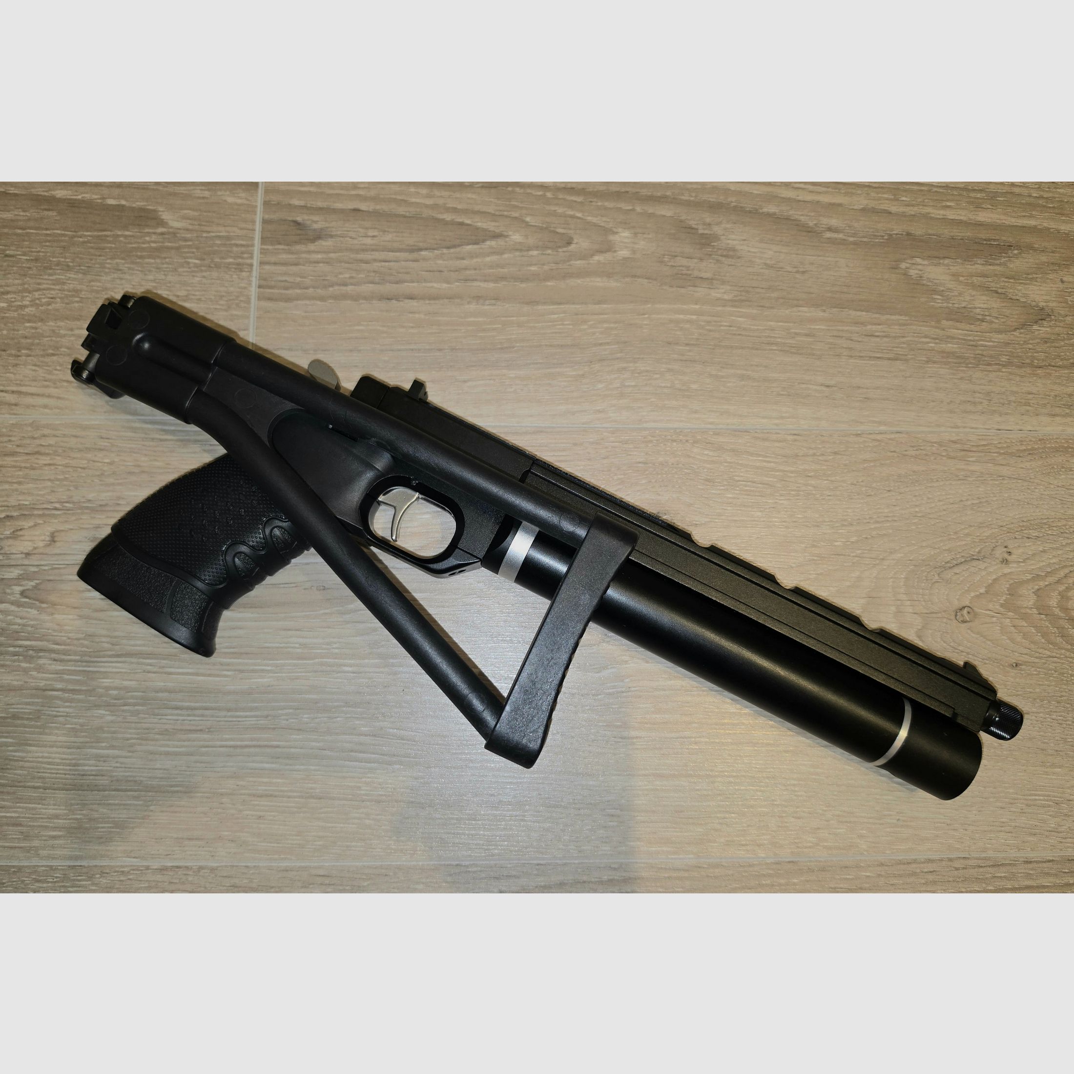 AirmaX PP700S-A PCP air pistol .177 / 4.5 mm – incl. suppressor adapter & folding stock, image 3 of 5