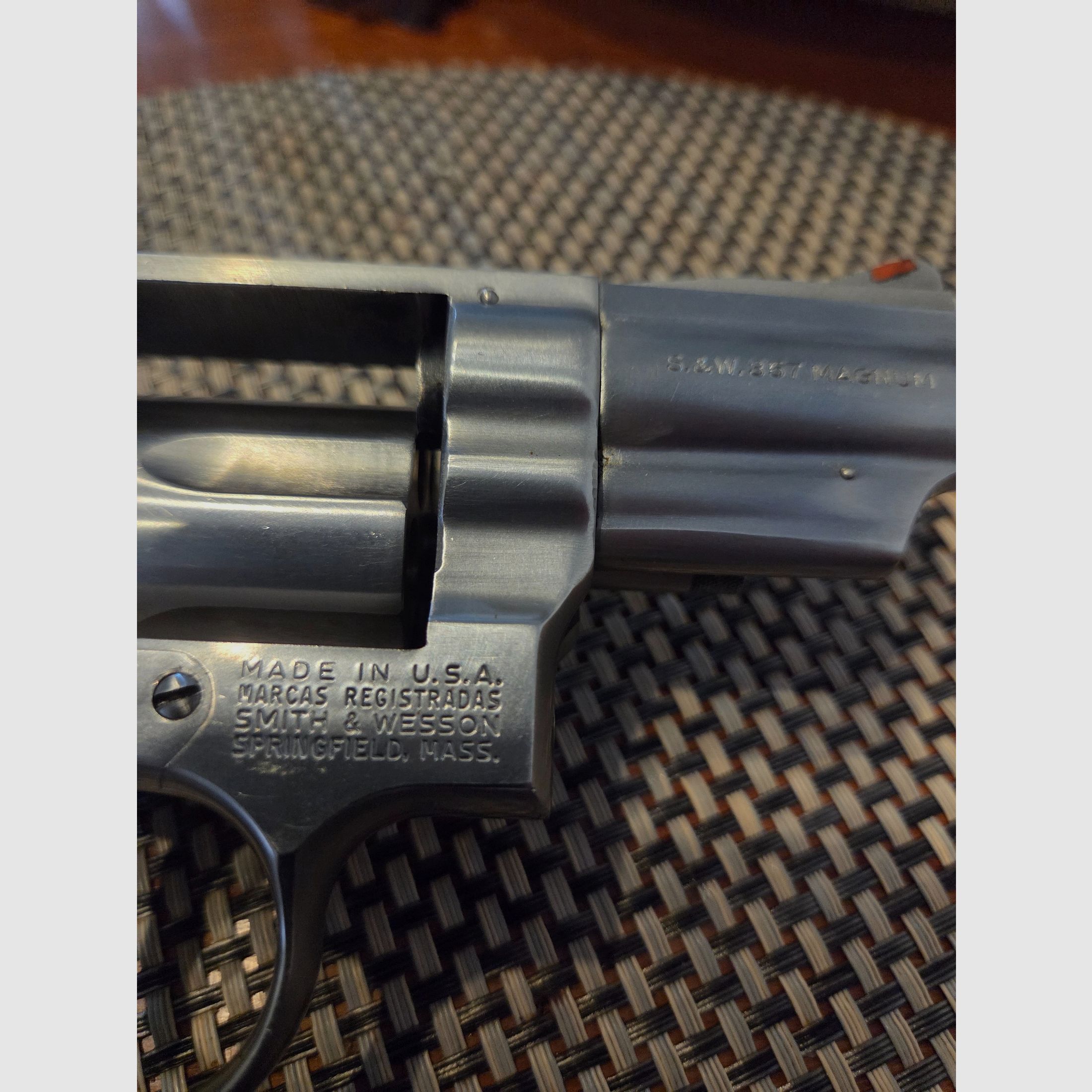 Smith&Wessen 357 Magnum 2.5 inch, image 4 of 4