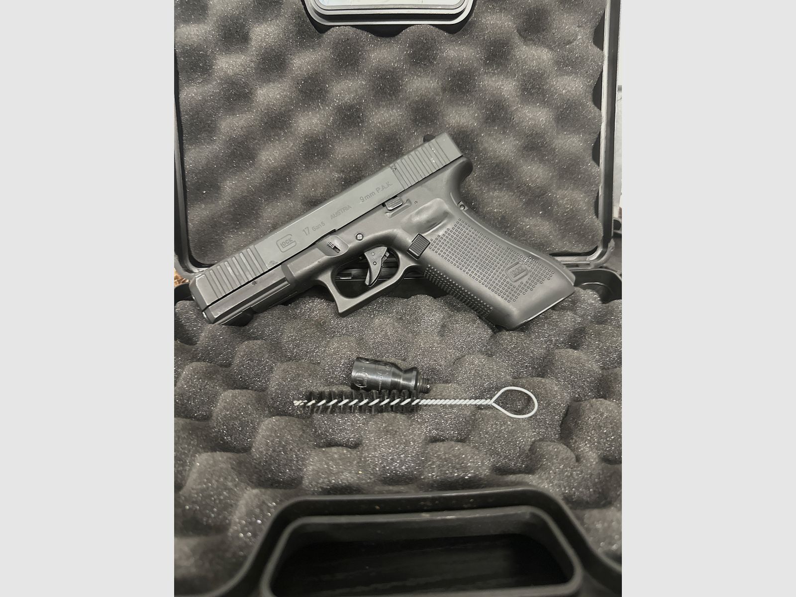 Glock 17 Gen 5 9mm Pak
