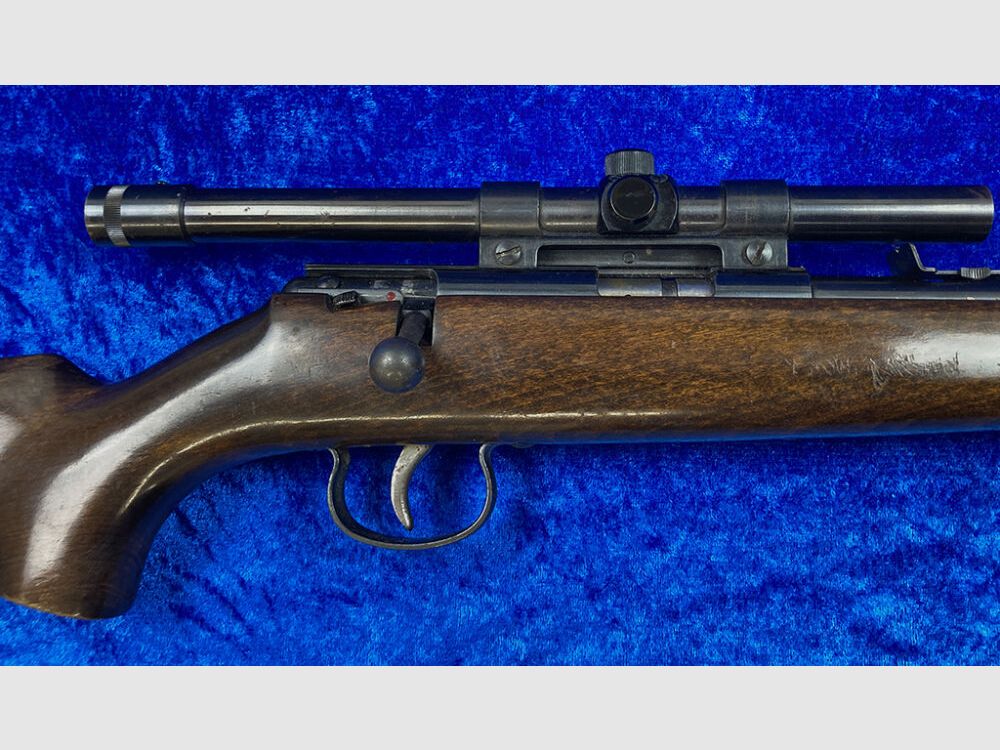Anschütz single-shot rifle