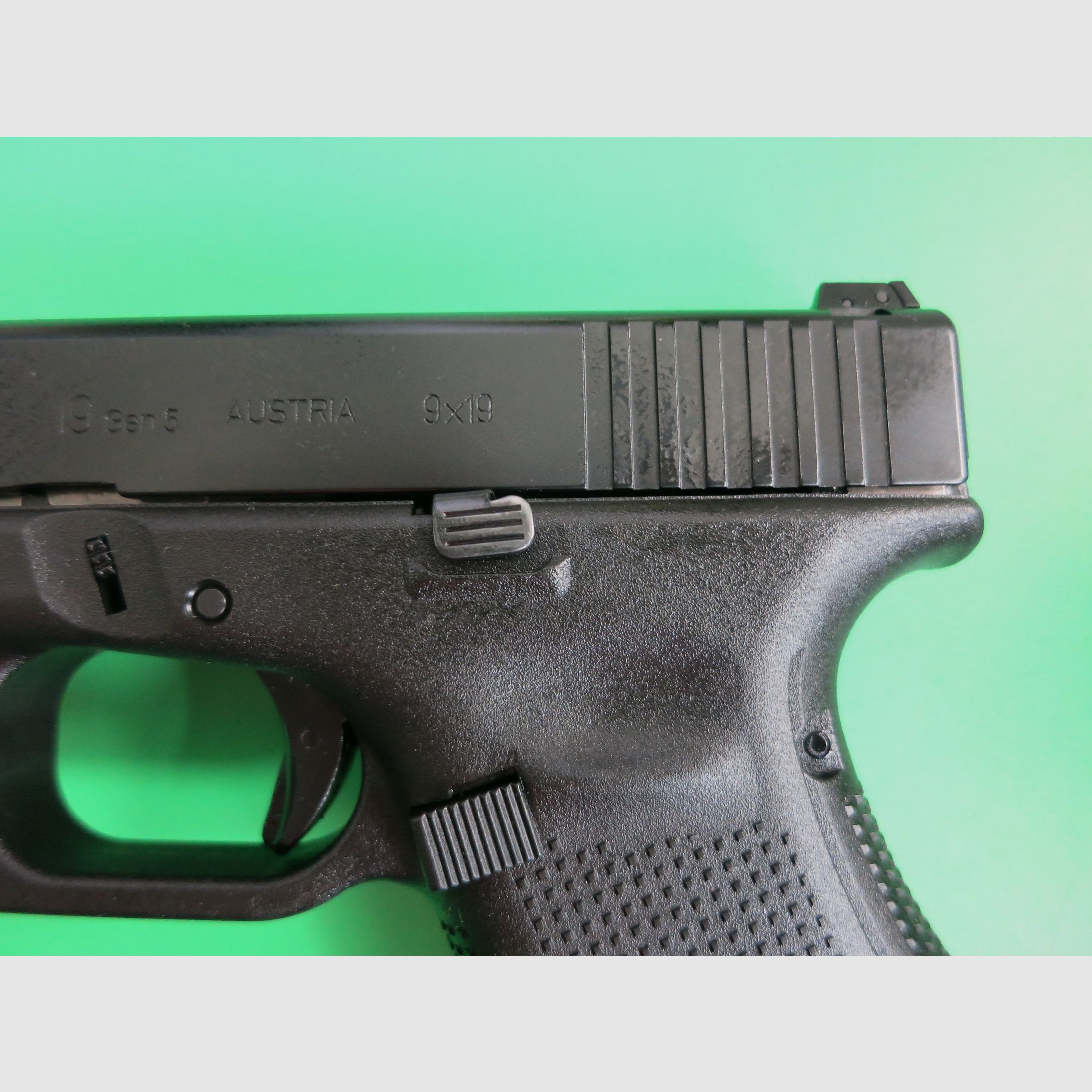 GLOCK 19 GEN5 - Pistola deportiva de autoload, calibre 9 mm Luger       #11