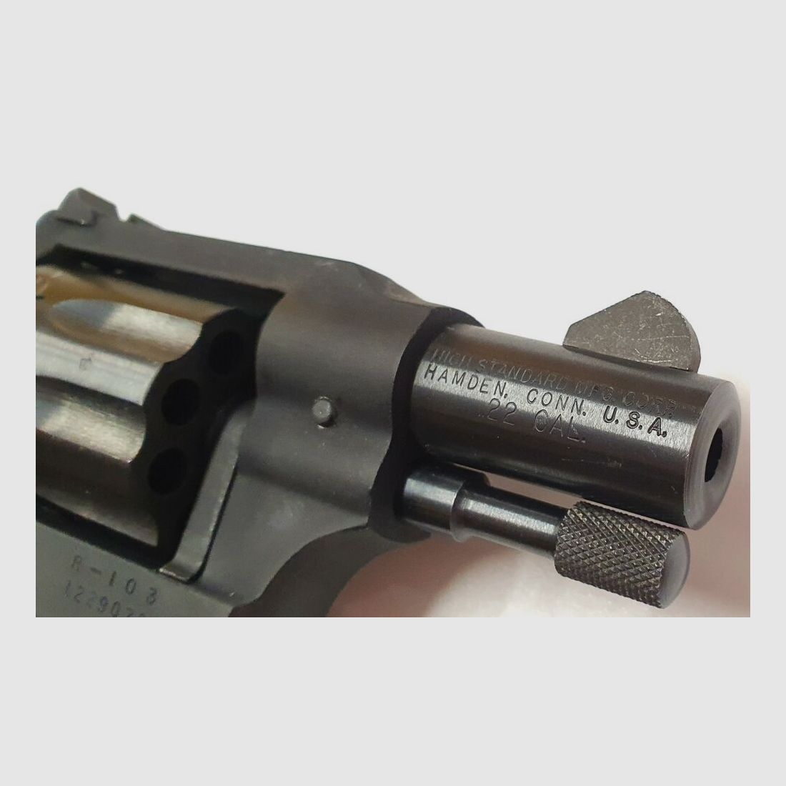 High Standard Sentinel R-103 9 shot drum