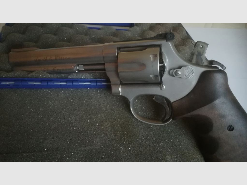 Reserviert - Smith & Wesson 686-4 Target Champion .357 Magnum 6"-Lauf (W)