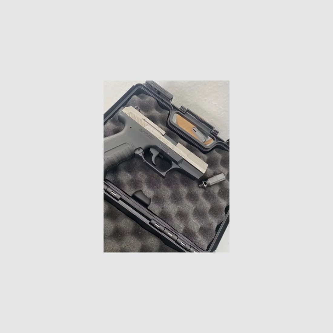 Walther P99 Schreckschuss Waffe 9mm
