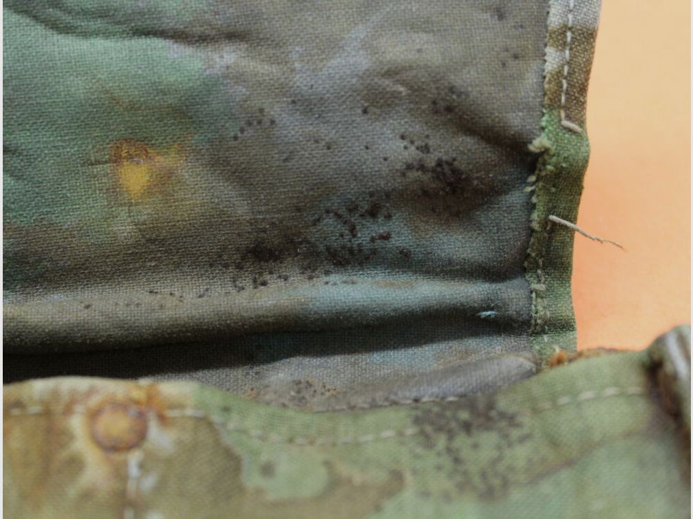 DDR NVA SURPLUS Kalashnikov AKM: Magazine pouch NVA flower camouflage for 3 pieces of 30-round magazines DDR MPi K/ AK47