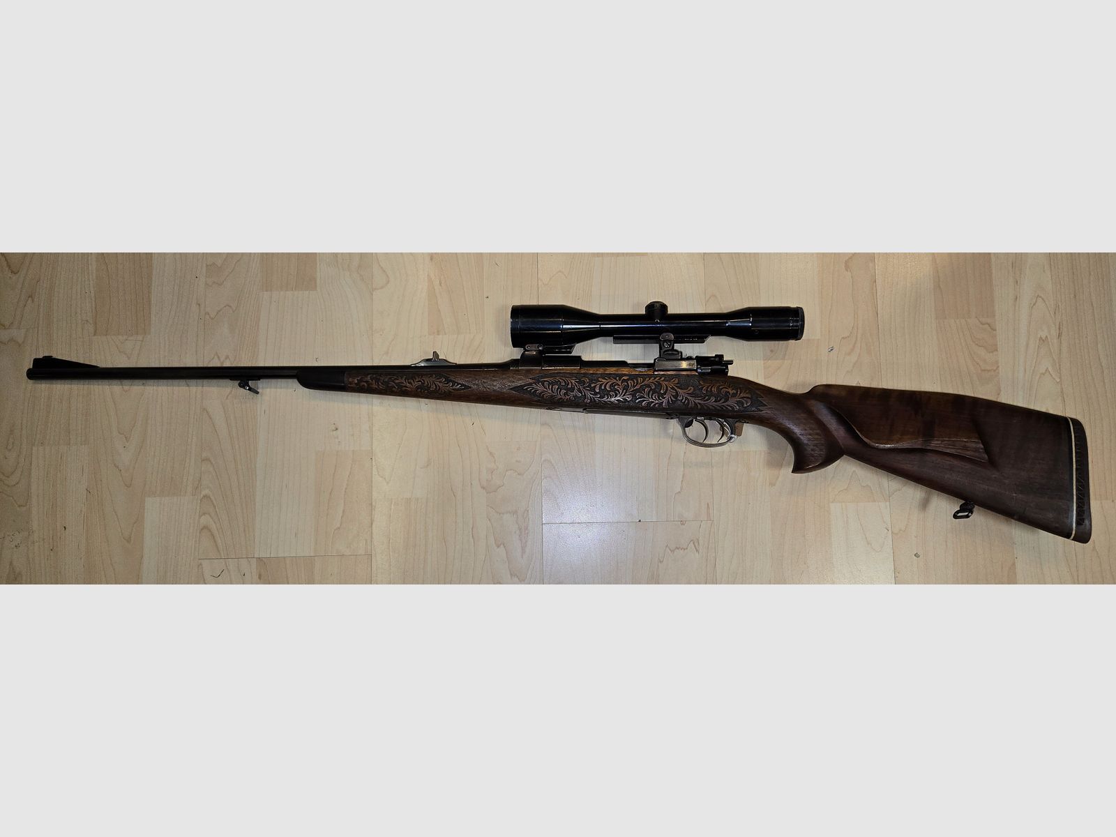 Fucile da caccia ripetitore 5,6x57 con Zeiss Diatal 6x42