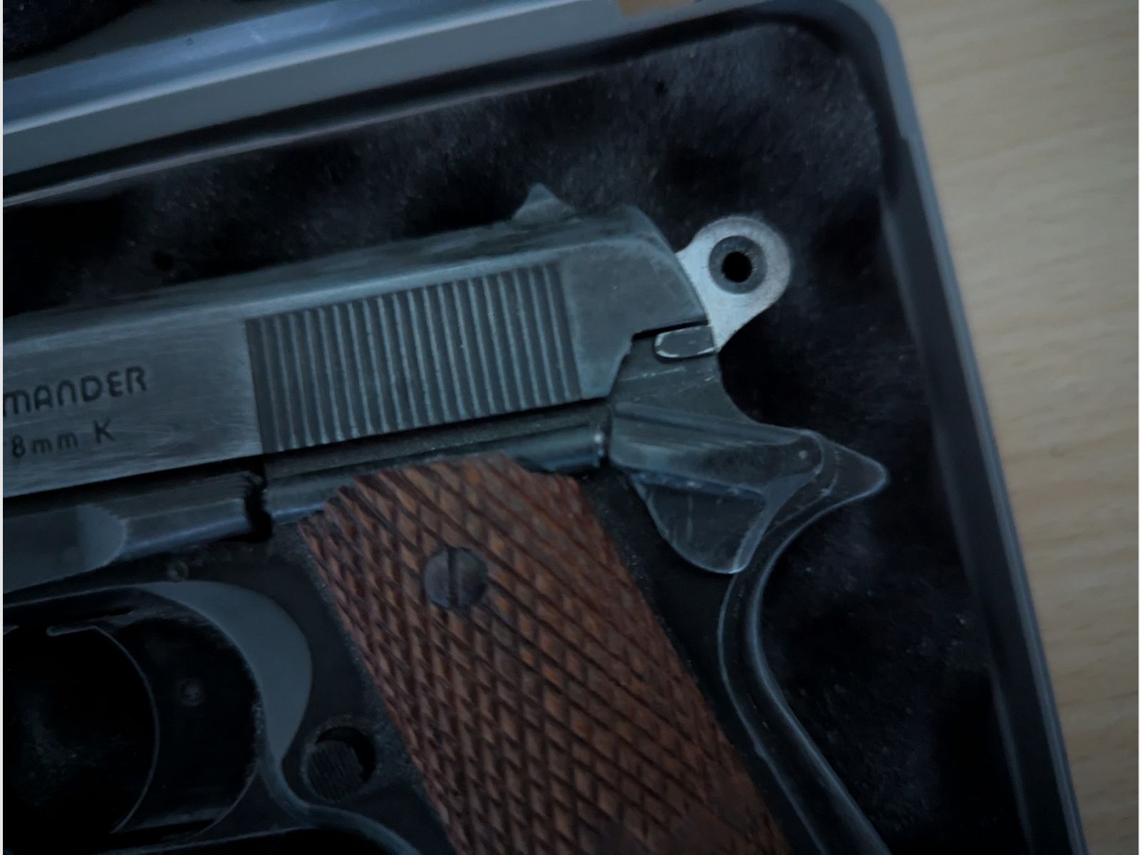 Reck Commander 8mm schreckschuss 