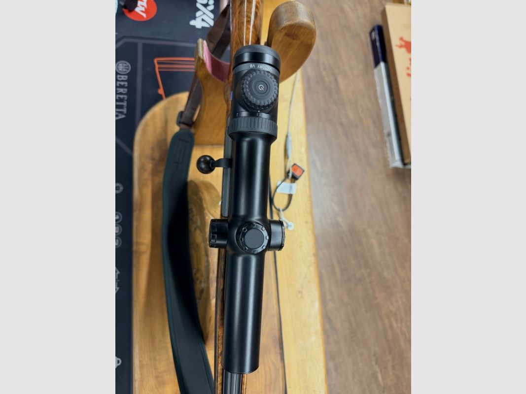 Blaser R93 Last Edition 300 win mag + cannocchiale Zeiss usato, immagine 5 di 10