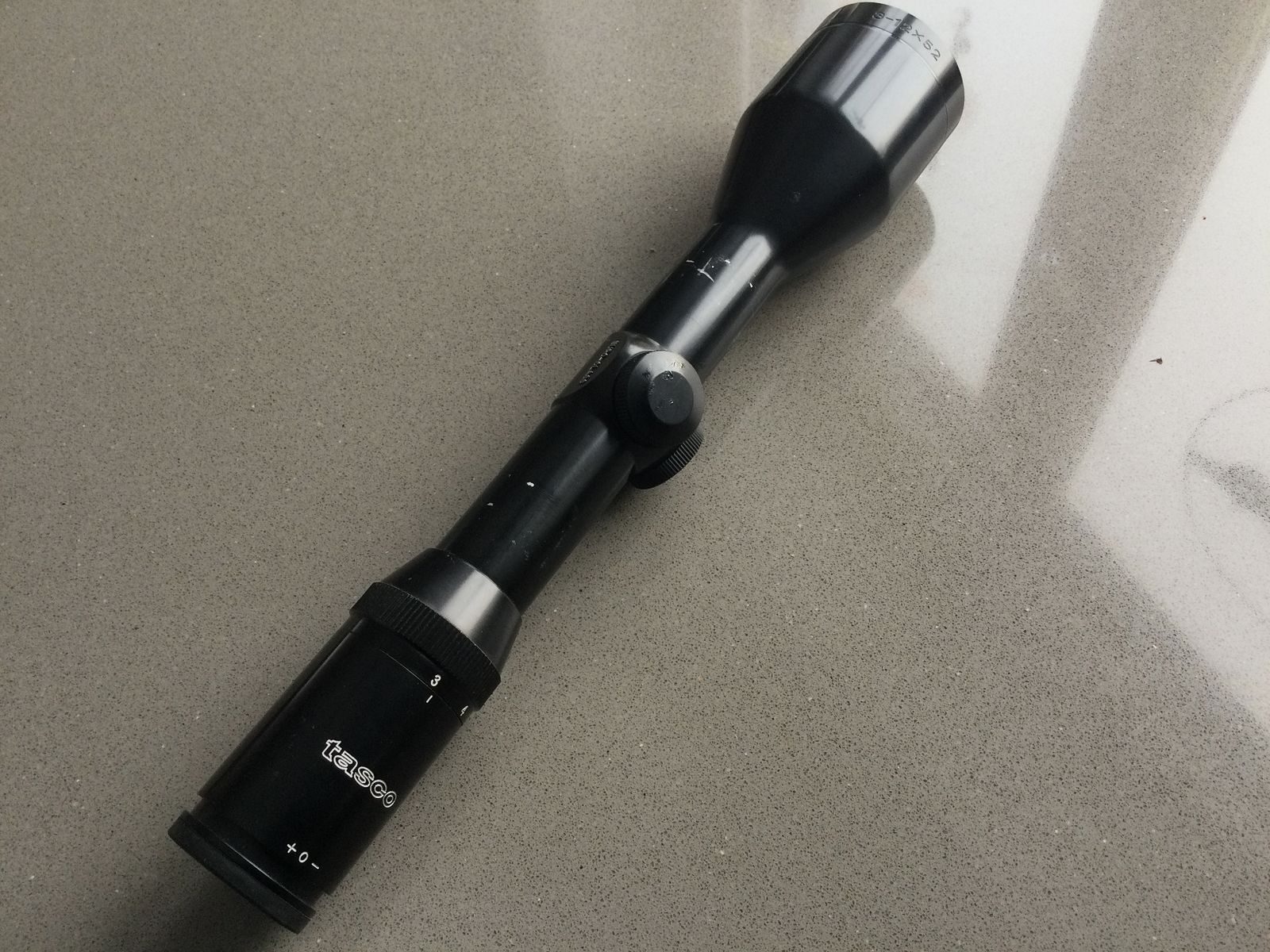 Zielfernrohr, Tasco, 3-12x52, Gebraucht, aus Nachlass abzugeben.