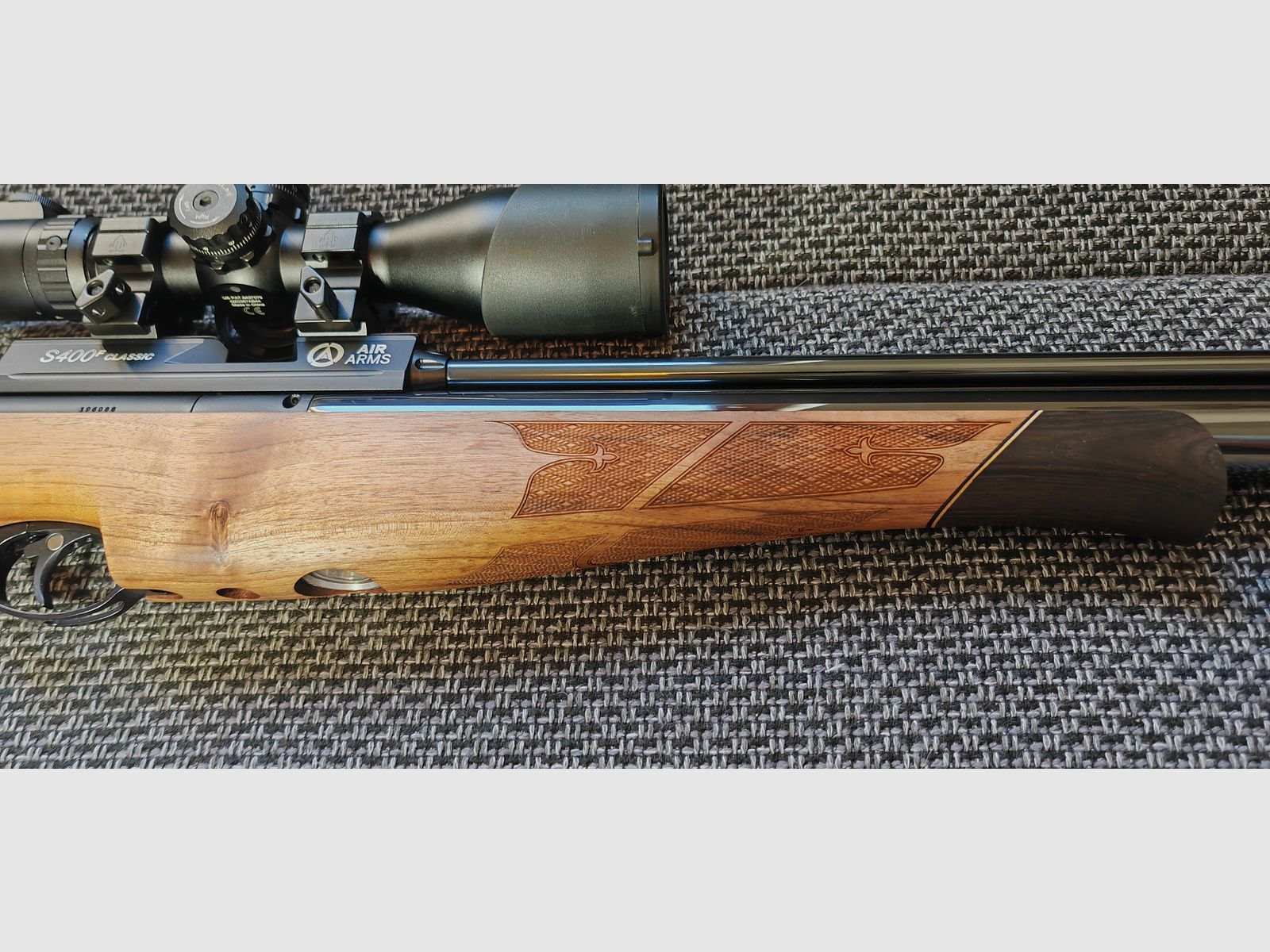 Air Arms S400 Walnuss 4,5mm, rechts, wie Neu