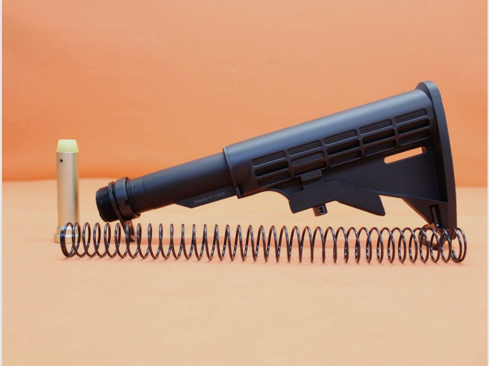 UTG - Leapers AR-15 : Assemblage de crosse UTG Carbine Stock 6-Pos. MILSPEC Noir (RBU6BM)/ Schubschaft