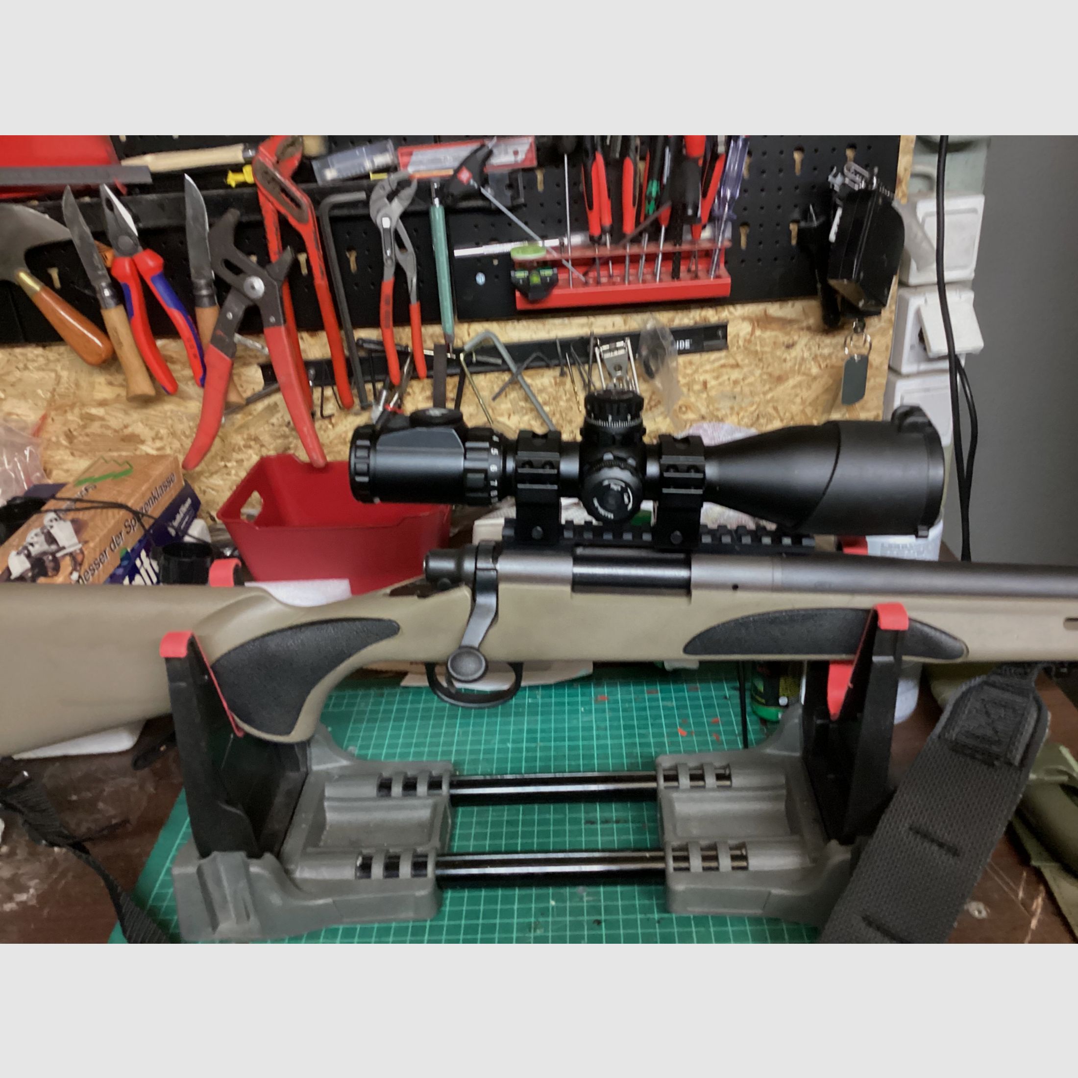 Remington 700 ADL Tactical en .308 Win bullbarrel jeune chasseur tireur sportif filetage 15M1, image 4 sur 5