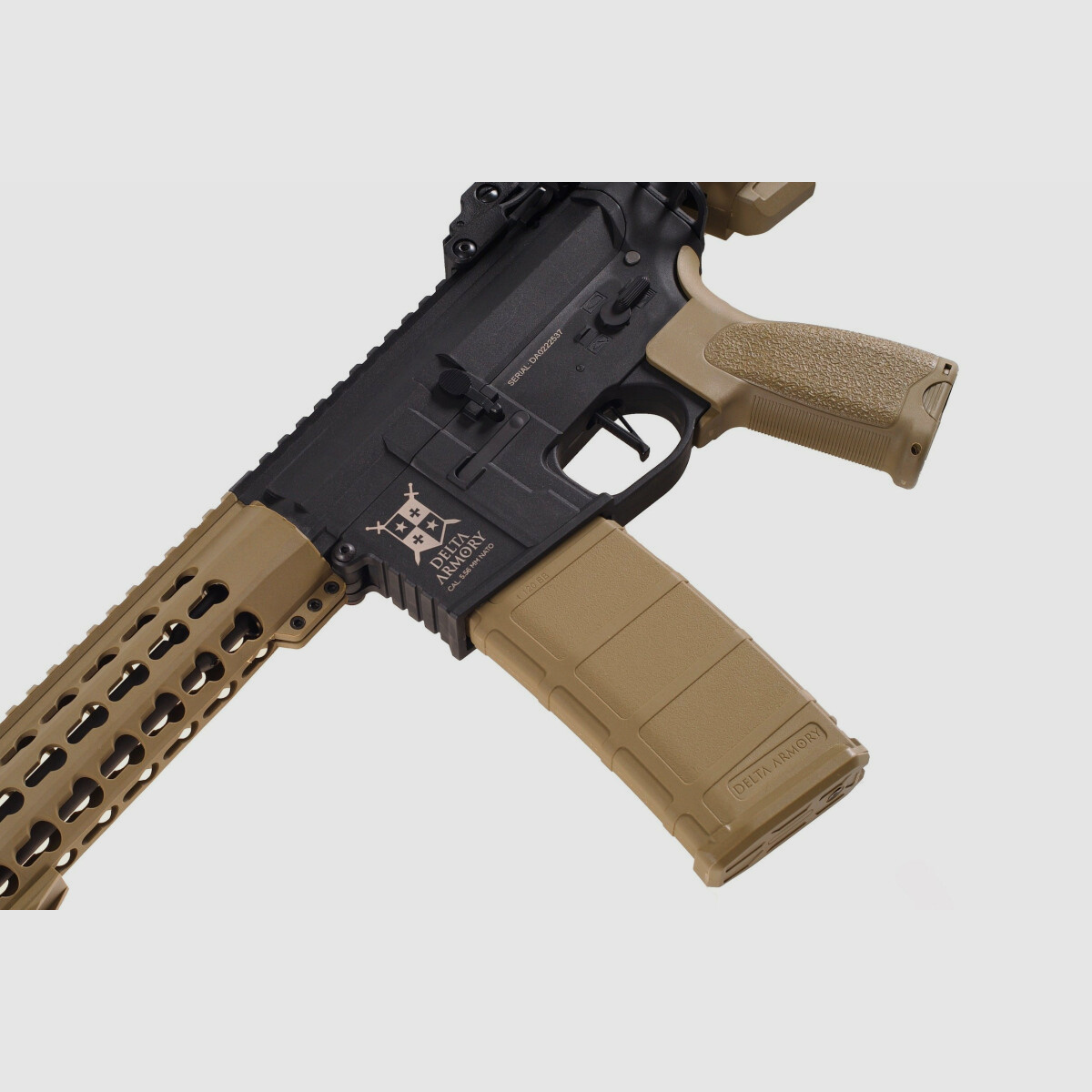 AR15 KeyMod 10 Zoll CHARLIE TAN/SCHWARZ S-AEG Softair Gewehr Frei ab 18 Jahren | Delta Armory Kopie