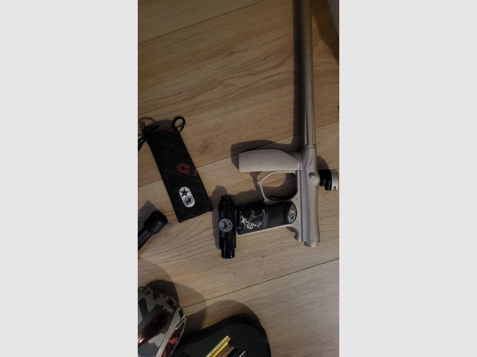 Kompletne wyposażenie do paintballa