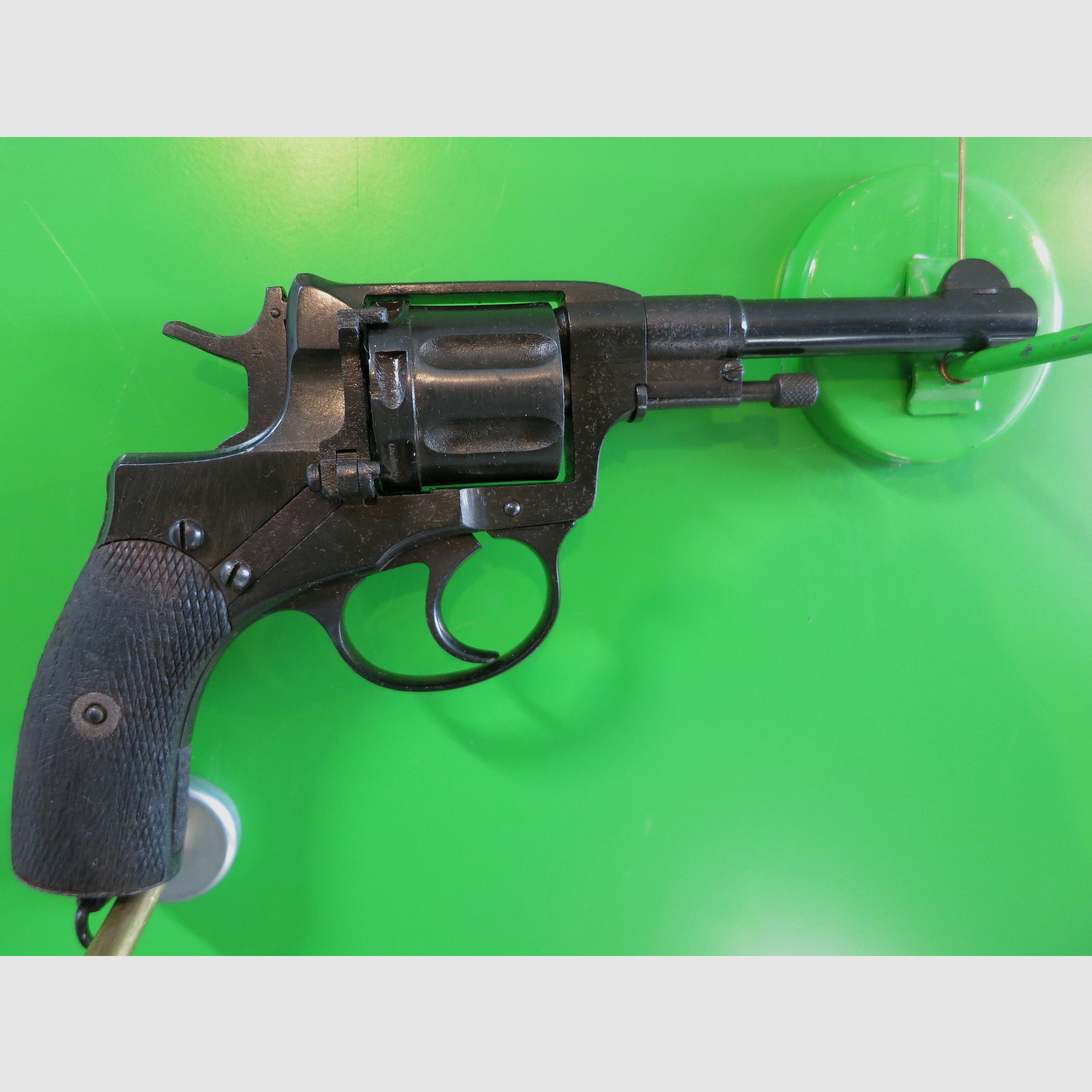 IMPERIAL RUSSIAN NAGANT REVOLVER WWI, 1911, DOUBLE-ACTION OFFICER MODEL #80-, image 1 of 18