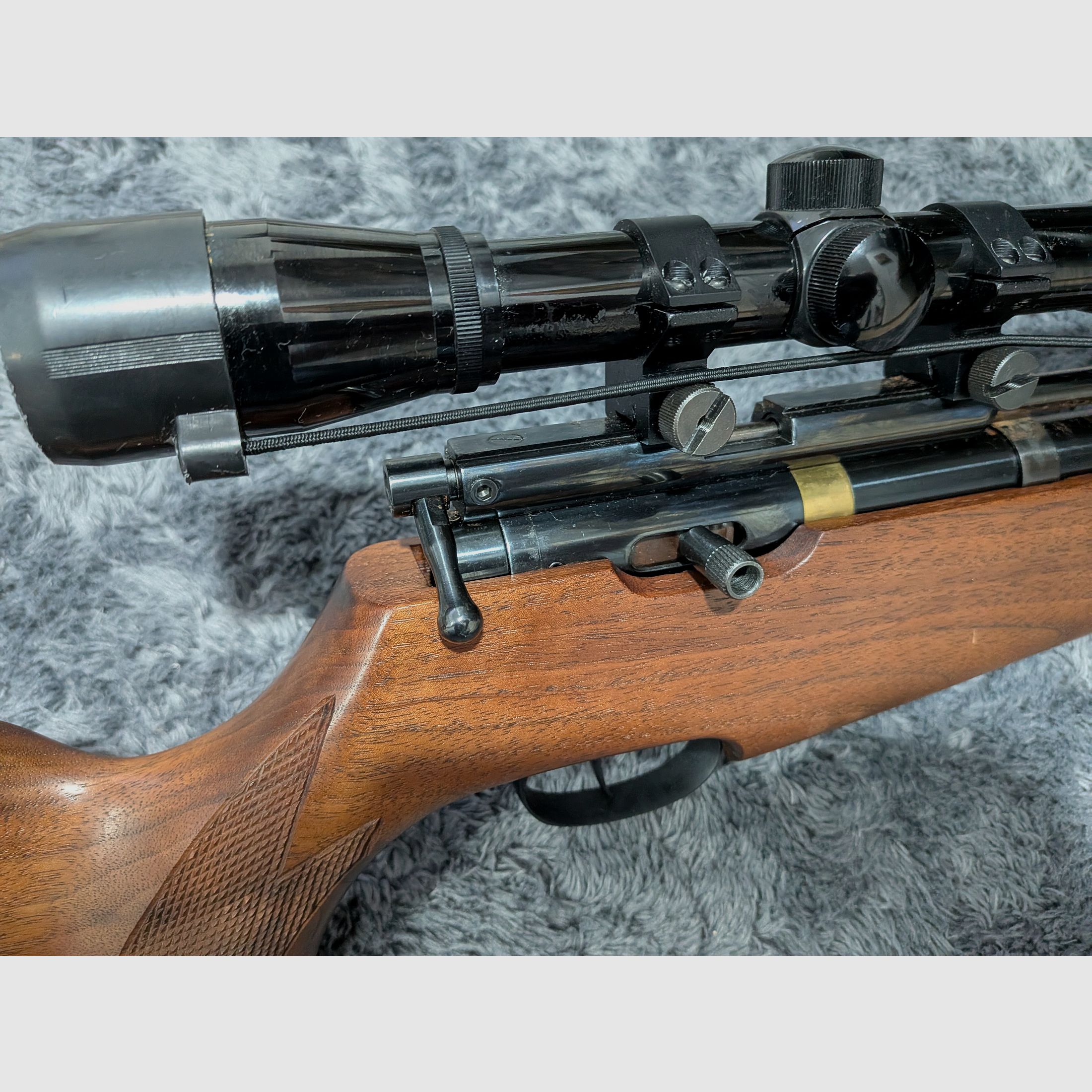 Falcon Fn19 mit Zielfernrohr