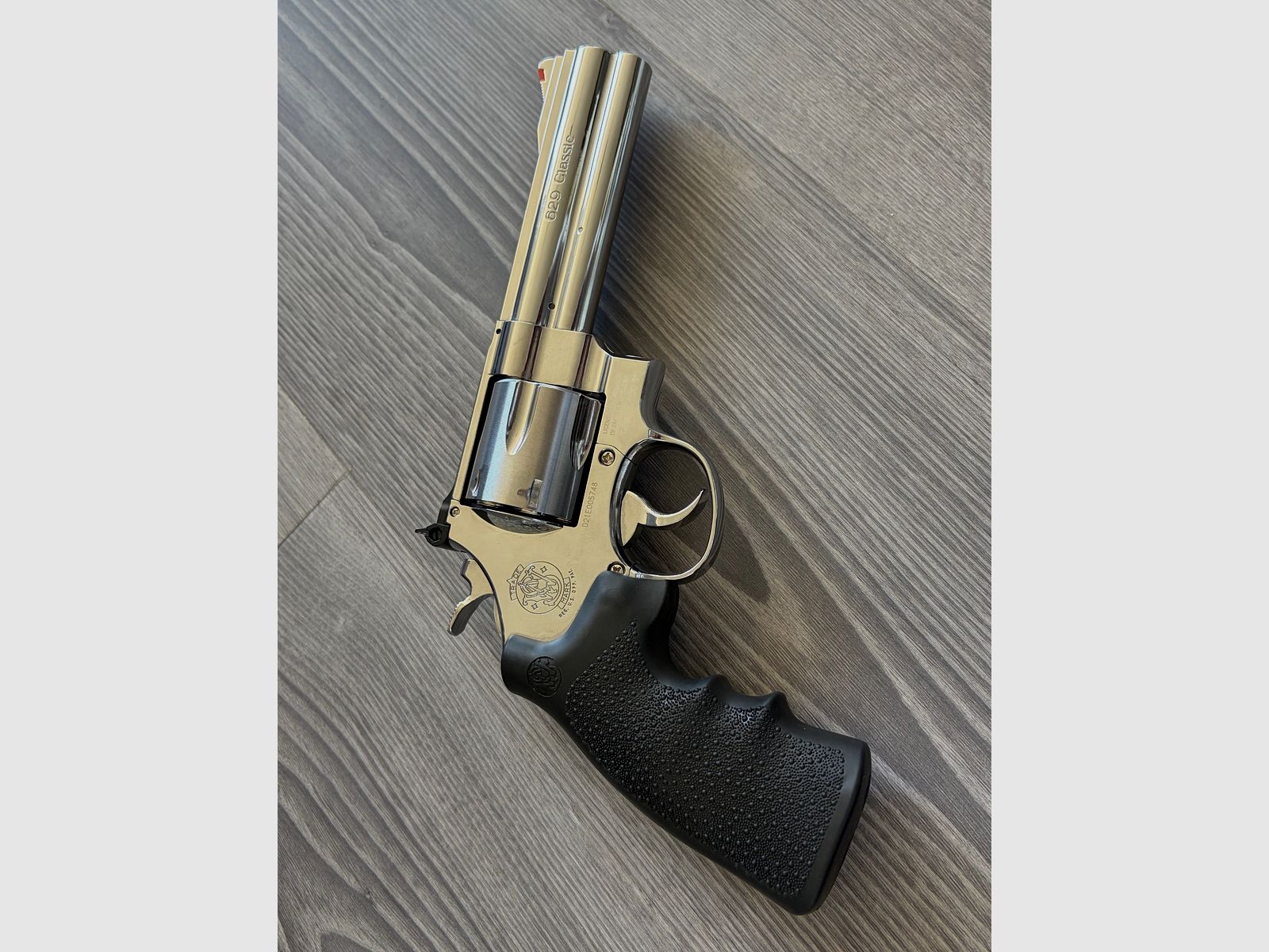 Smith and Wesson co2 Revolver 629 5“ N E U