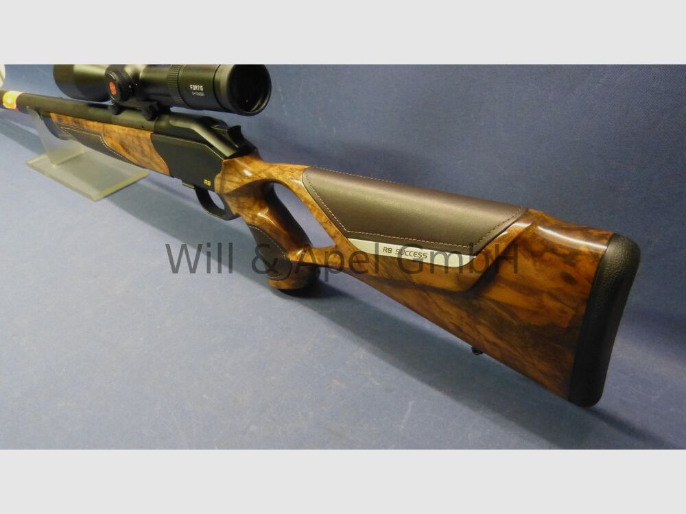 BLASER/ ISNY R8 Success LEDER SILNECE