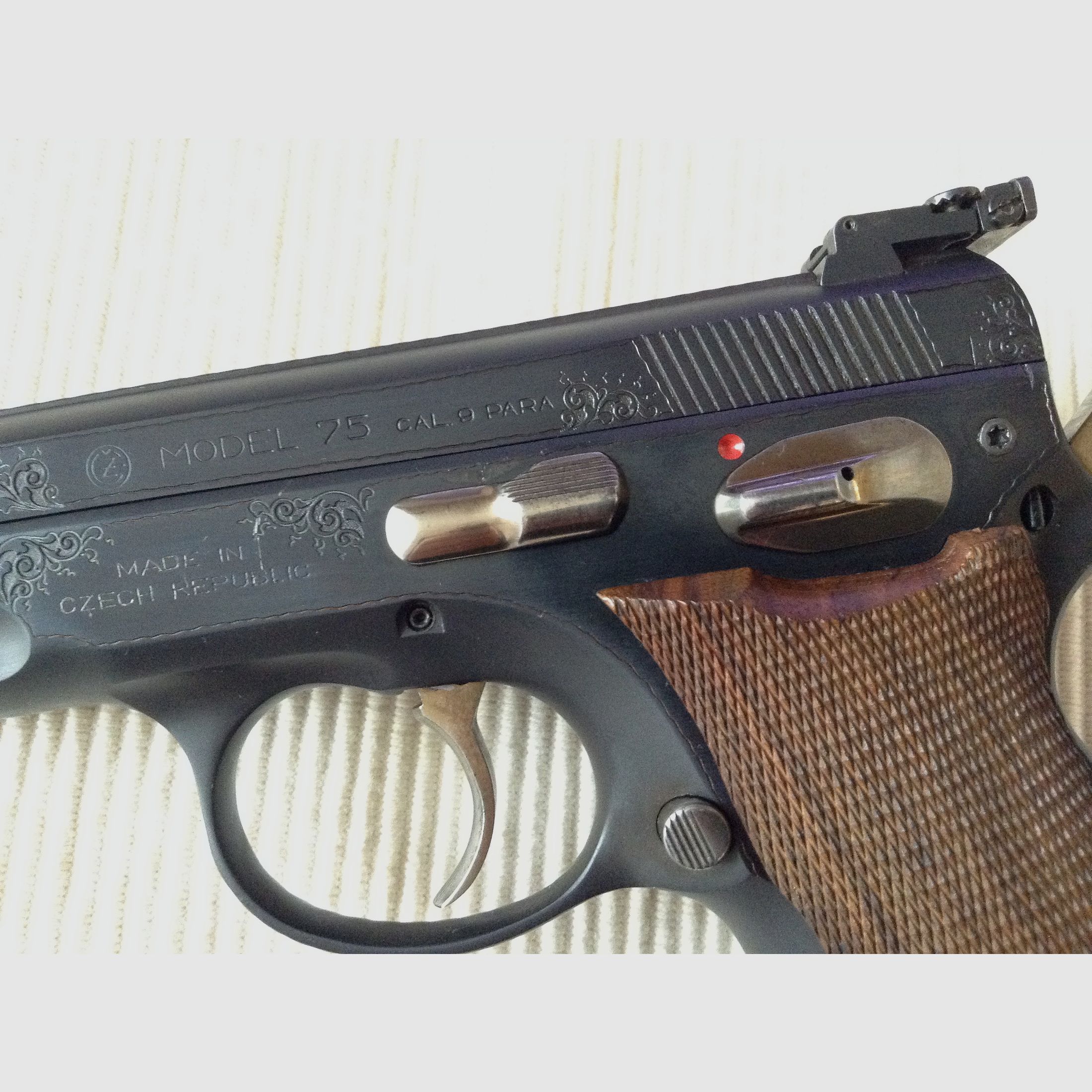 Ha. Pistole Brünner CZ-75 Luxus, Kal. 9mmLuger, aus Sammlung