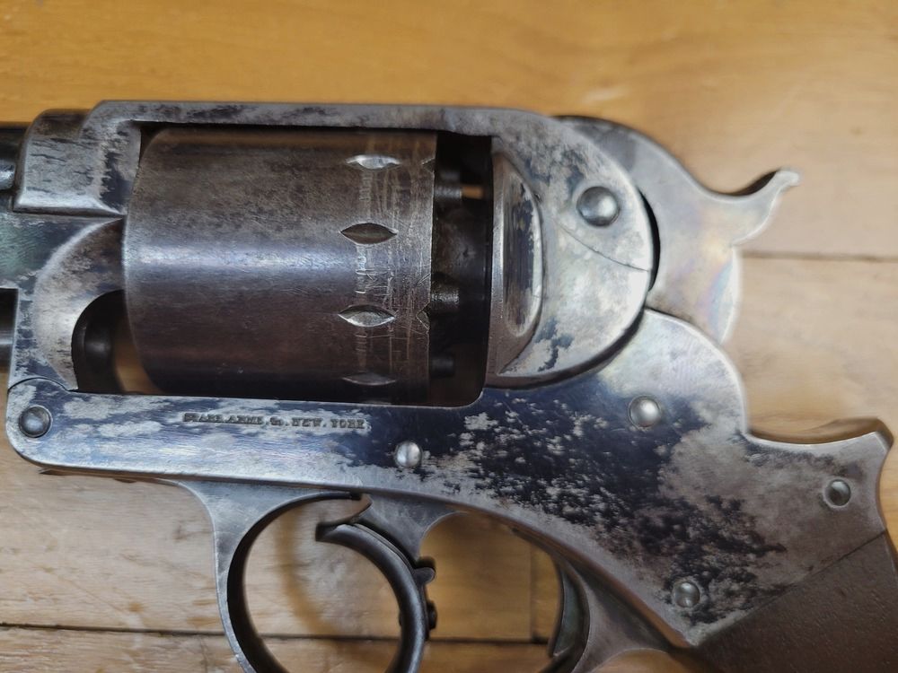 Eccezionale revolver Starr modello 1860 – Esemplare militare calibro .44 – Unico revolver Double Action della Guerra Civile – Marcature perfette – 60% della sua finitura blu originale – Meccanica e canna superbe – Revolver da museo!, immagine 5 di 22