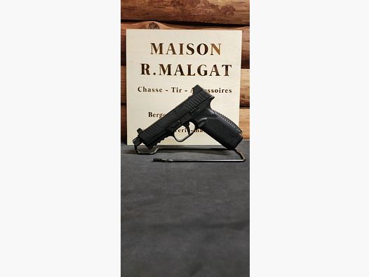 FN Herstal 545 Black Tactical Kal. 45 ACP (auf Lager)