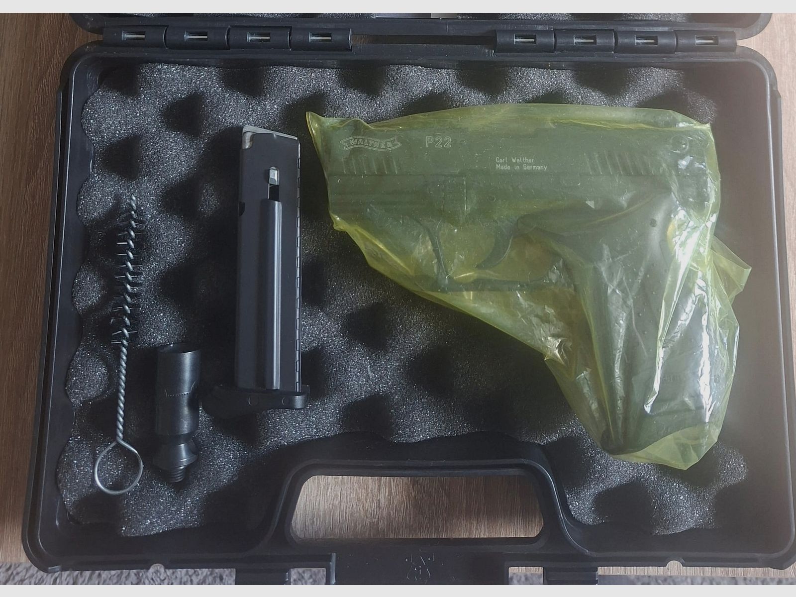 P22 classic with spare magazine