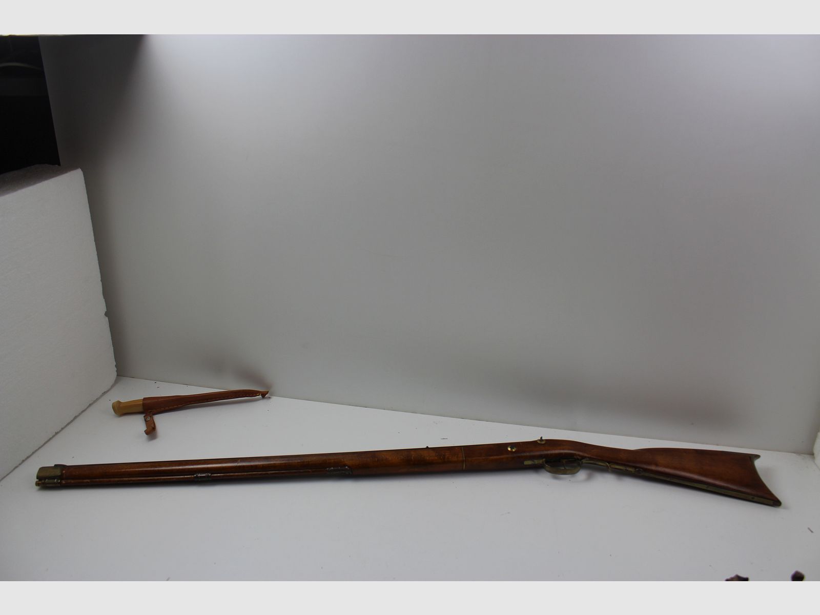 Rifle de avancarga Dikar Spain Cal. .45