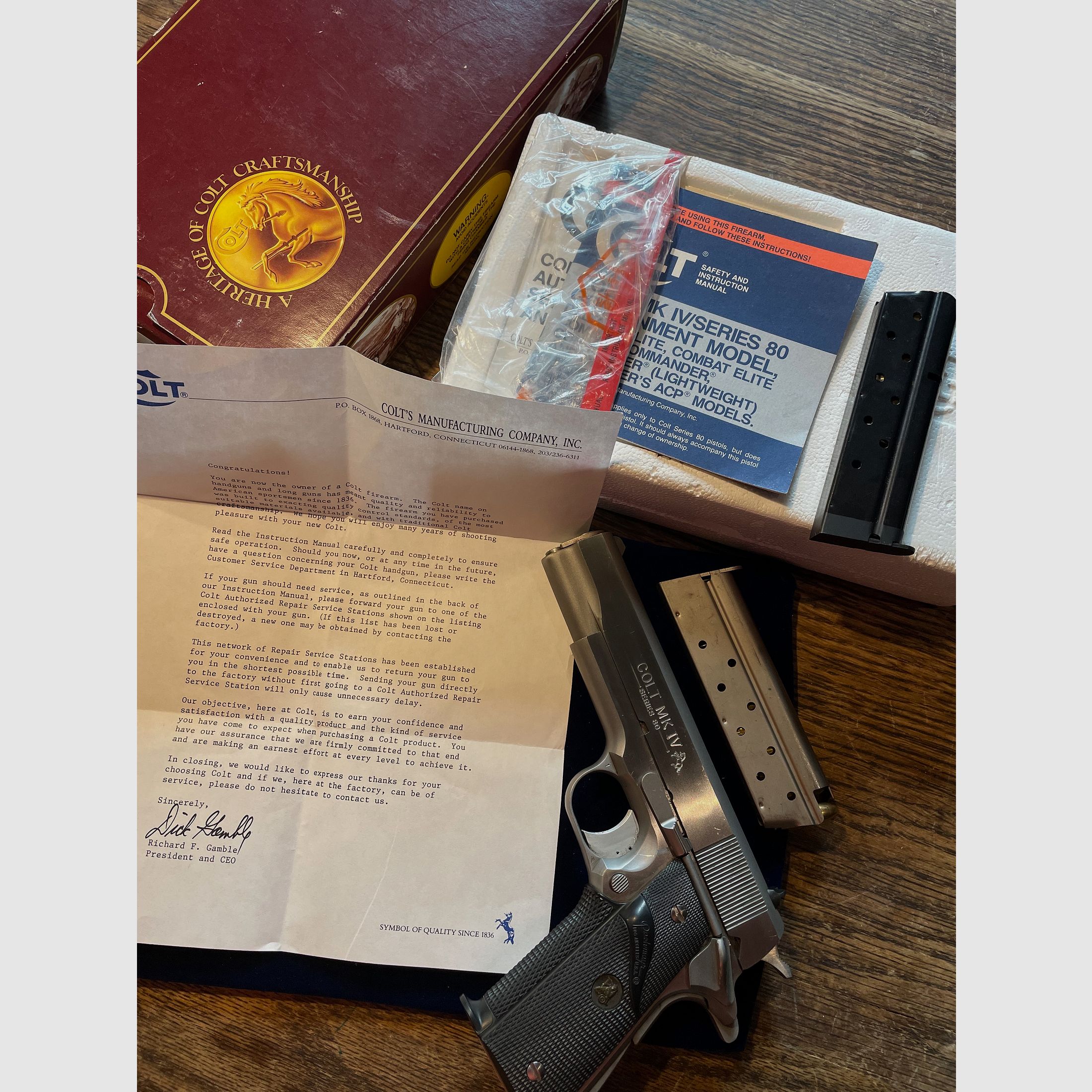 COLT GOVERNMENT MK IV Kal. 9mm
