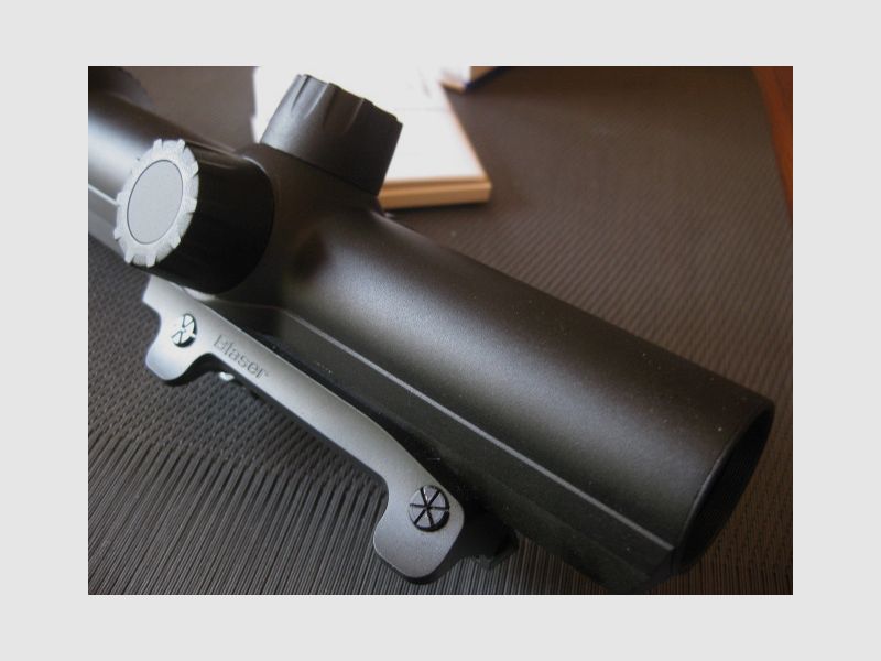 TOP ZEISS V6 1,1 - 6 x 24 M mit Absehen-60 und Original Blaser-Sattelmontage ! KEIN V8-Swarovski -Z6i-Z8i-LEICA-SAUER-MAUSER 
