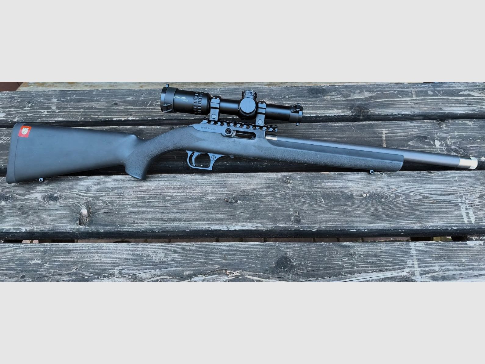 Magnum Research MLR-1722 OverMolded black 17" (17 inches) .22lr