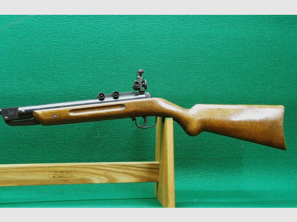 Rifle de aire comprimido Krico con diopter Anschütz