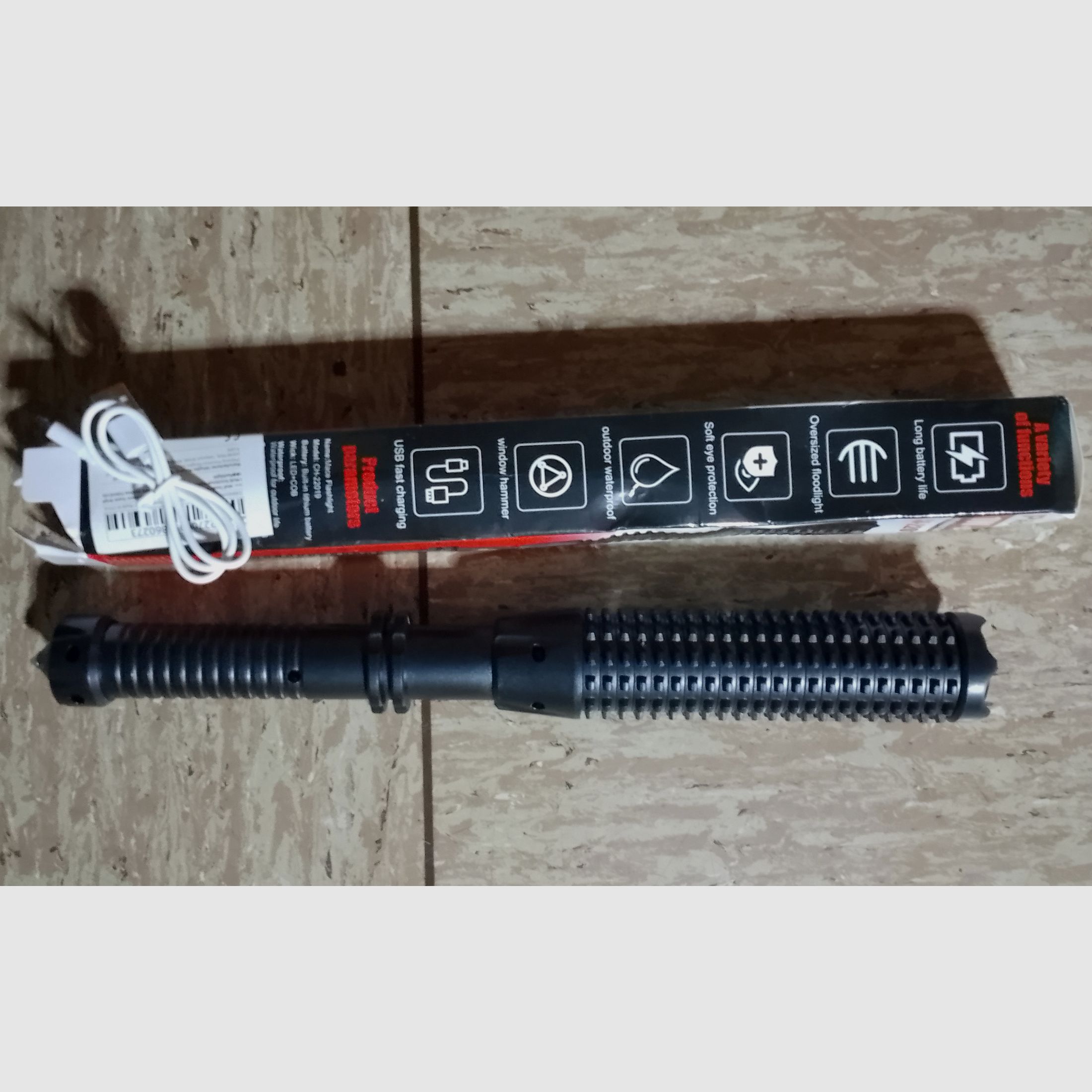 Tactical Flashlight Water Proof Taschenlampe Window Hammer Strobo funktion Aufblasbar usb fast charging