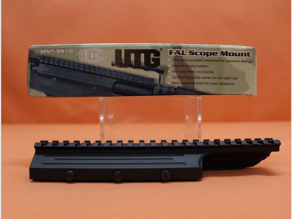 UTG - Leapers (R)CLEARANCE SALE! FN FAL/ L1A1/ SAR4800/ STG58 housing cover with Picatinny profile UTG (MNT-981C) aluminum