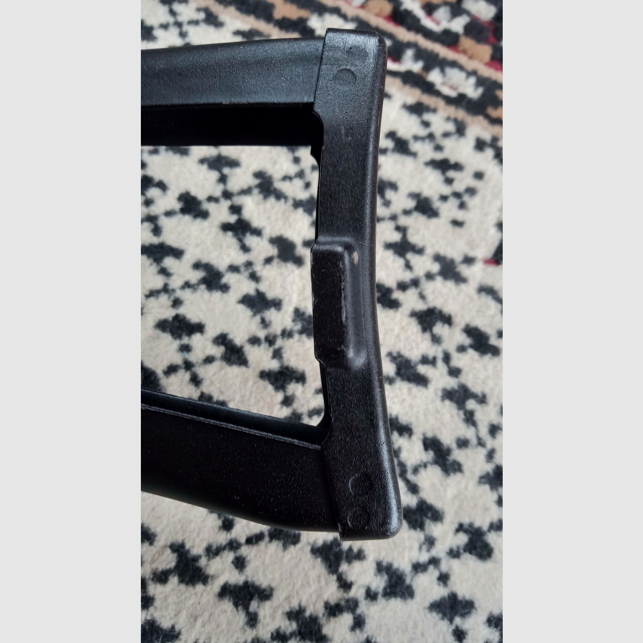 Absolut hochwertig und sauber verarbeiteter russischer 5,5 mm Saiga / Izhmash Skelett Klappschaft für AKS-74 / AK Klappschaft 5.5 Triangle Side Folder