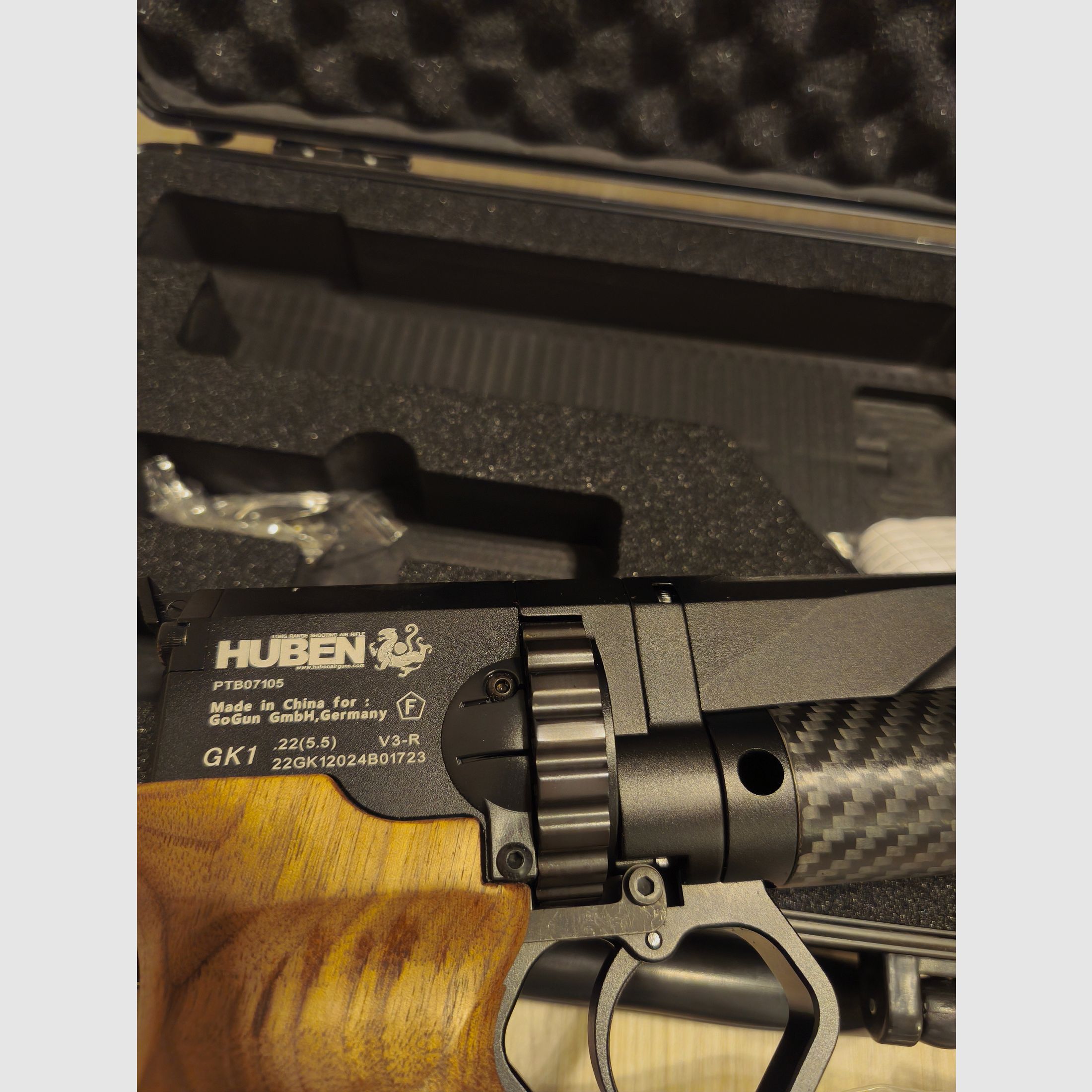 Huben GK1 v3 Pistole .22 mit Schalldämpfer